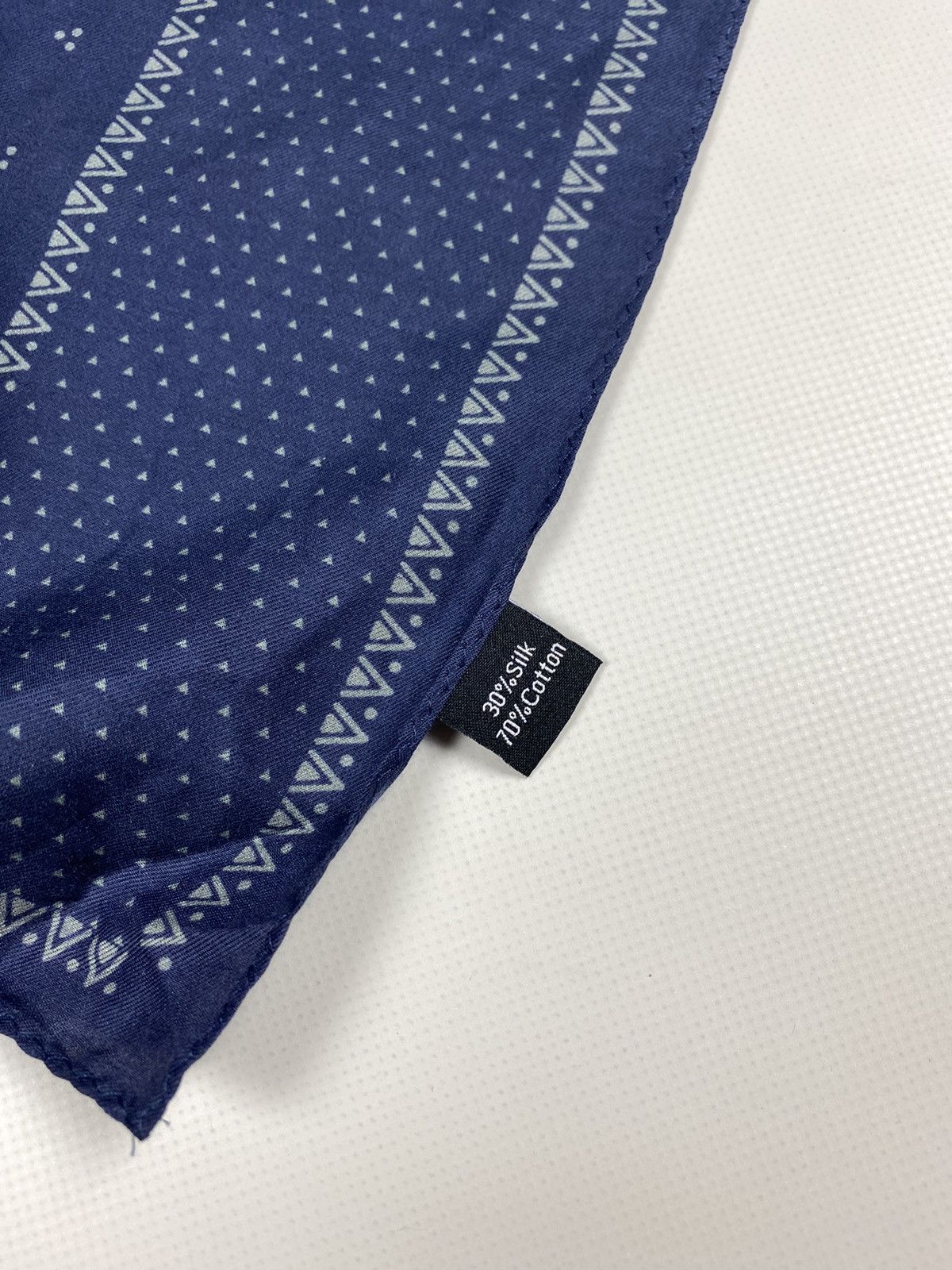 Jacob Cohen Jacob Cohen cotton / silk handkerchief scarves Size ONE SIZE - 6 Thumbnail