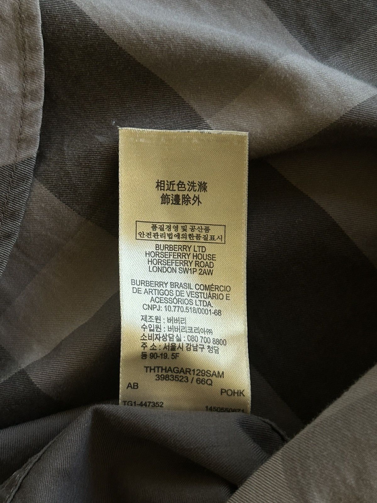 Burberry 2010s Burberry Brit Checkered Grey Black Shirt Size US L / EU 52-54 / 3 - 5 Thumbnail