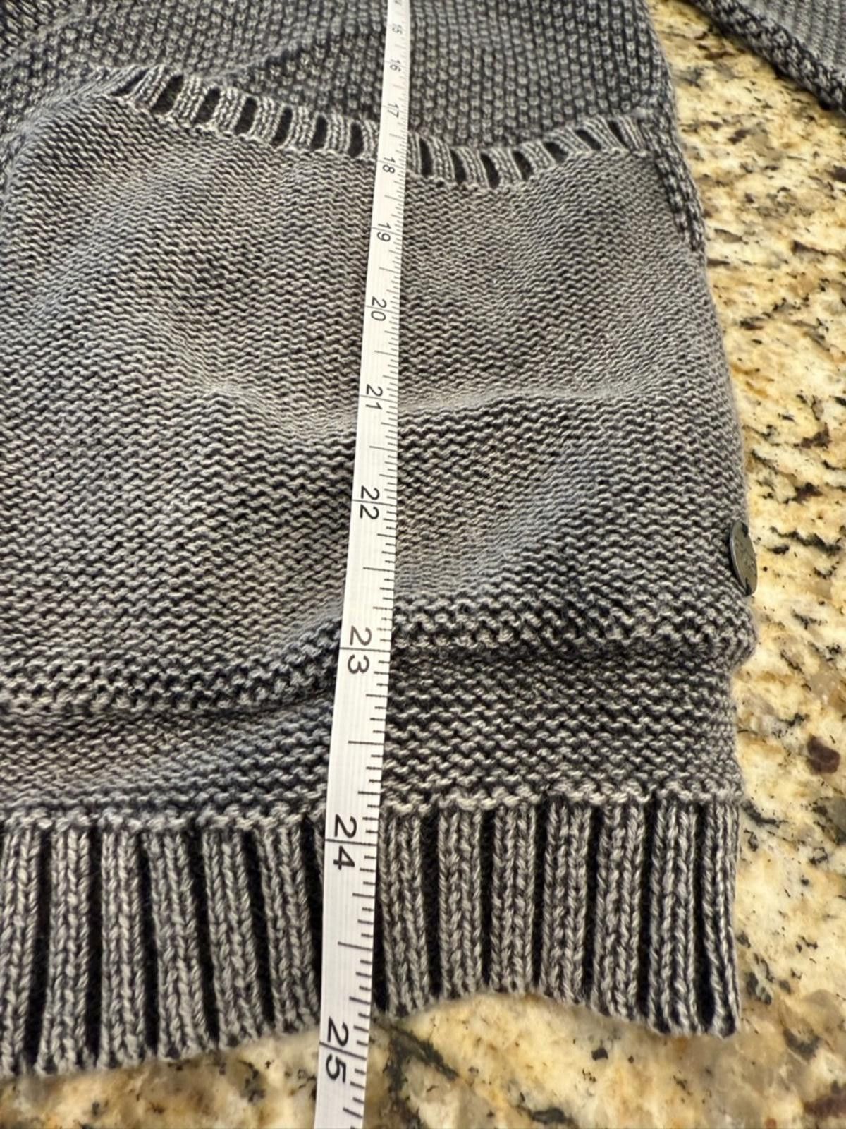 Other Ripcurl chunky knit gray distressed cardigan sweater SZ XS Size XS / US 0-2 / IT 36-38 - 9 Thumbnail