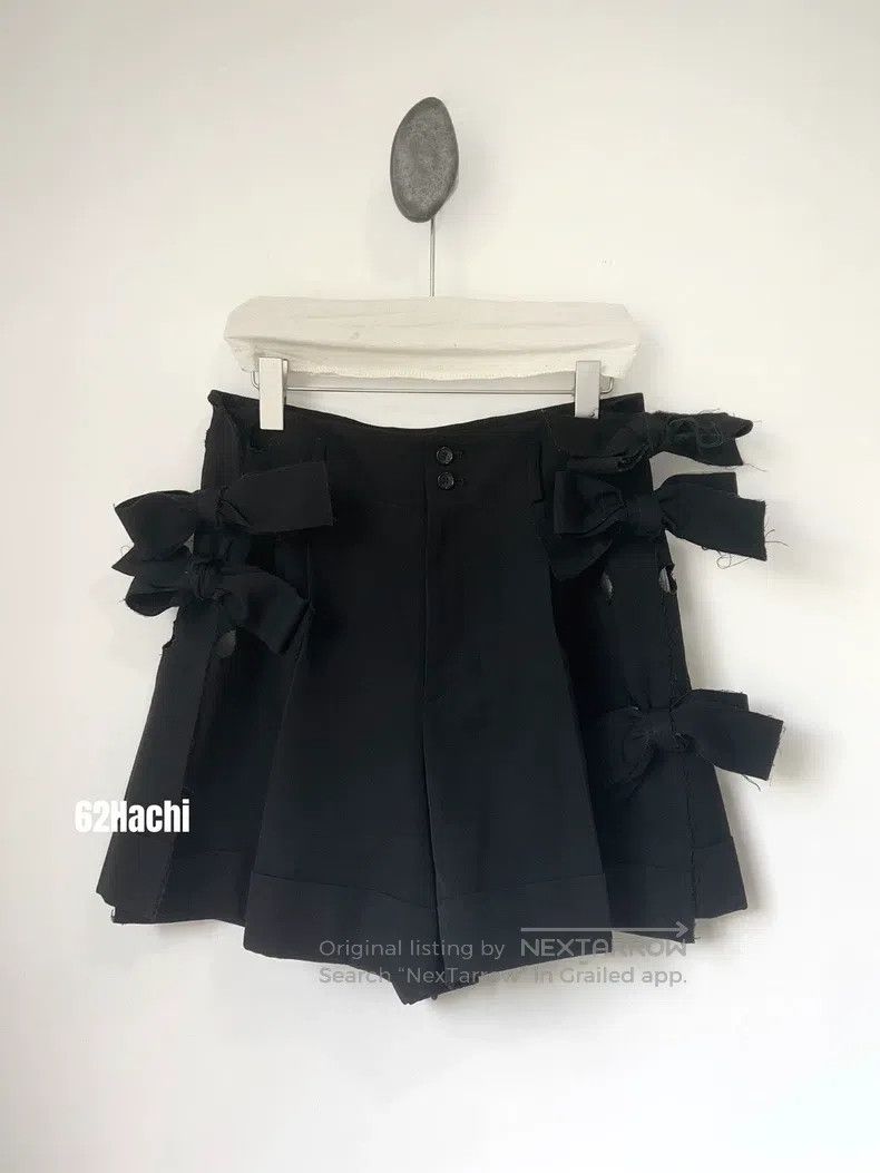 Comme des Garcons Comme Des Garcons size S Bow Tie Wool Material Black Shorts Size 22" - 1 Thumbnail
