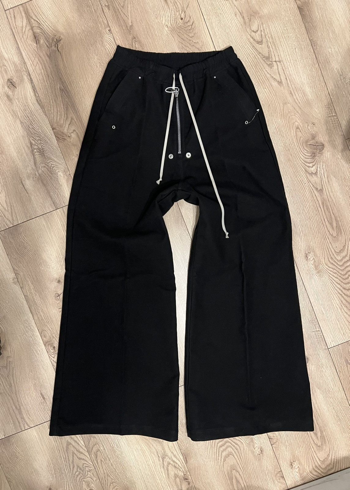 Rick Owens Rick Owens Wide Bela Runway - FW24 | Grailed