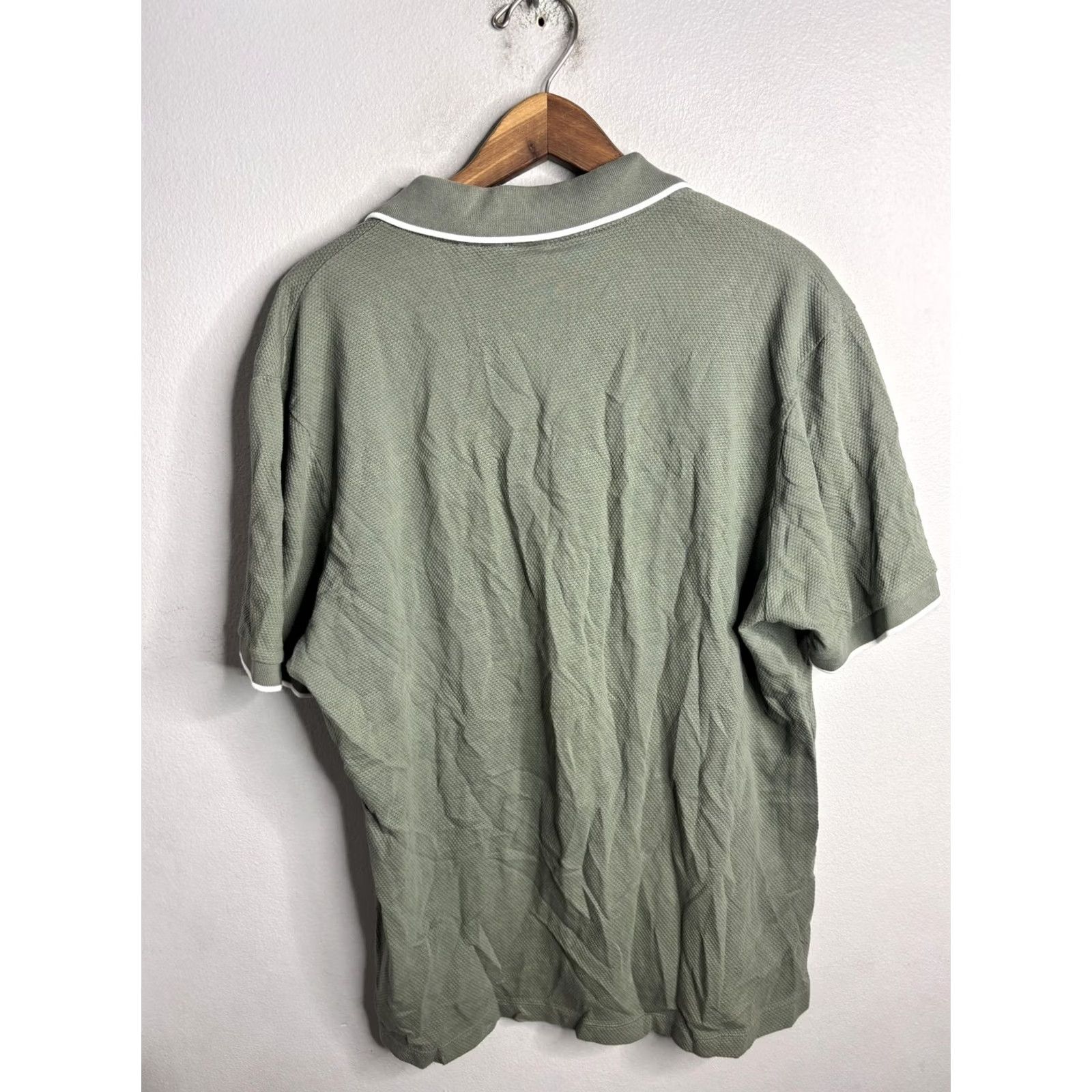 Hugo Boss HUGO BOSS Shirt Mens XL Green Polo Pique Contrast Piping Short Sleeve Size US XL / EU 56 / 4 - 4 Thumbnail