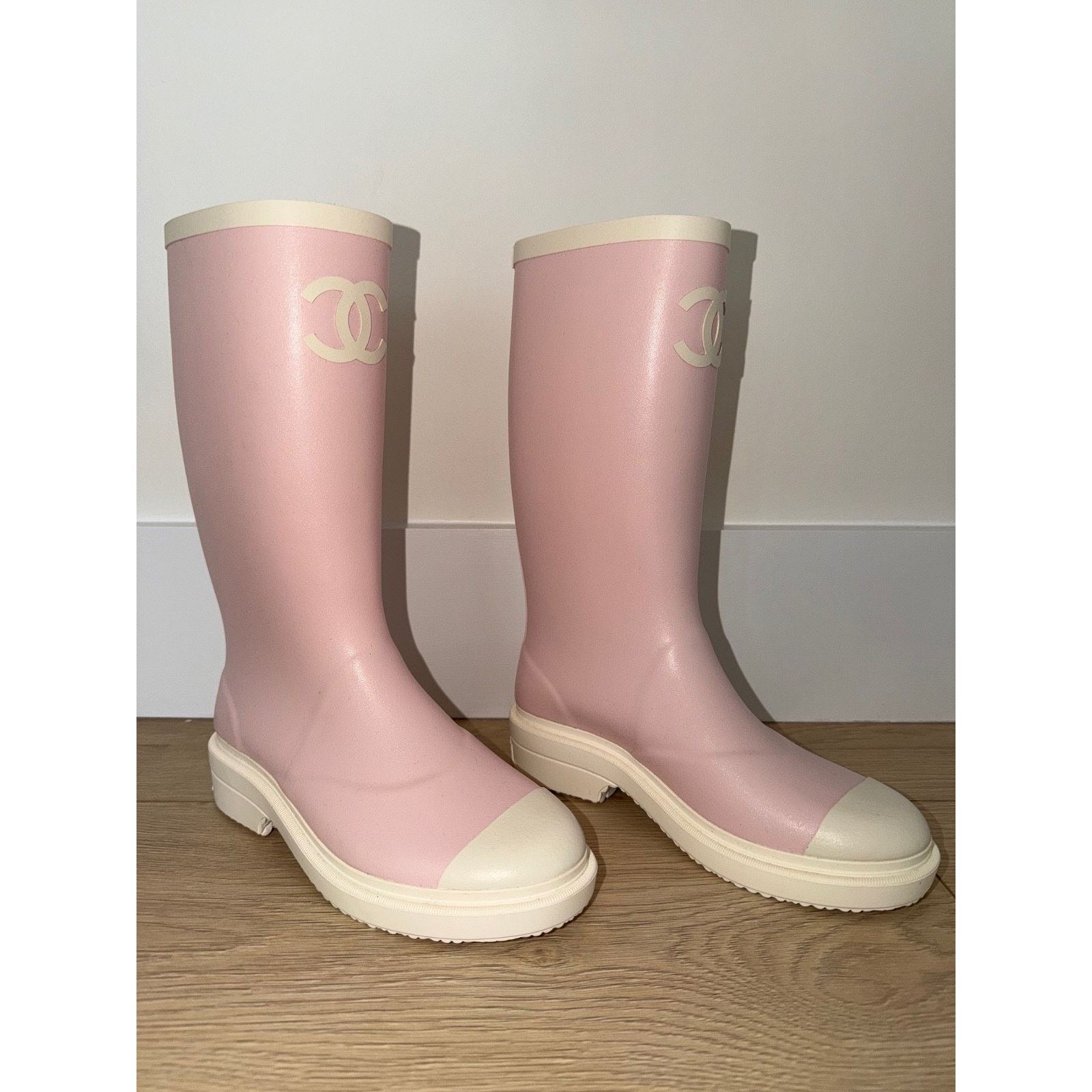 Chanel Chanel Rose Pink White Rubber Rain Boots 38 Size US 8 / IT 38 - 12 Thumbnail