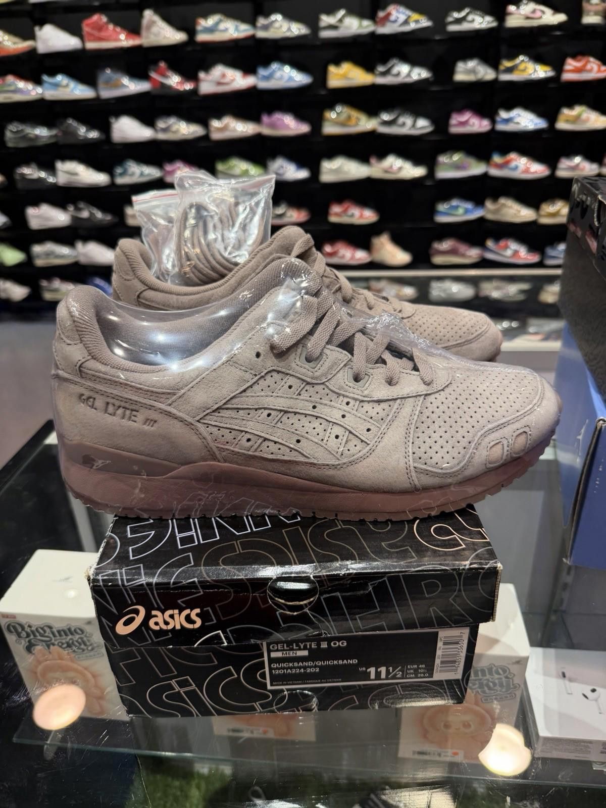 Asics Asics Gel Lyte 3 III OG 30th Brown Suede Mens NEW 11.5 Size US 11.5 / EU 44-45 - 4 Thumbnail