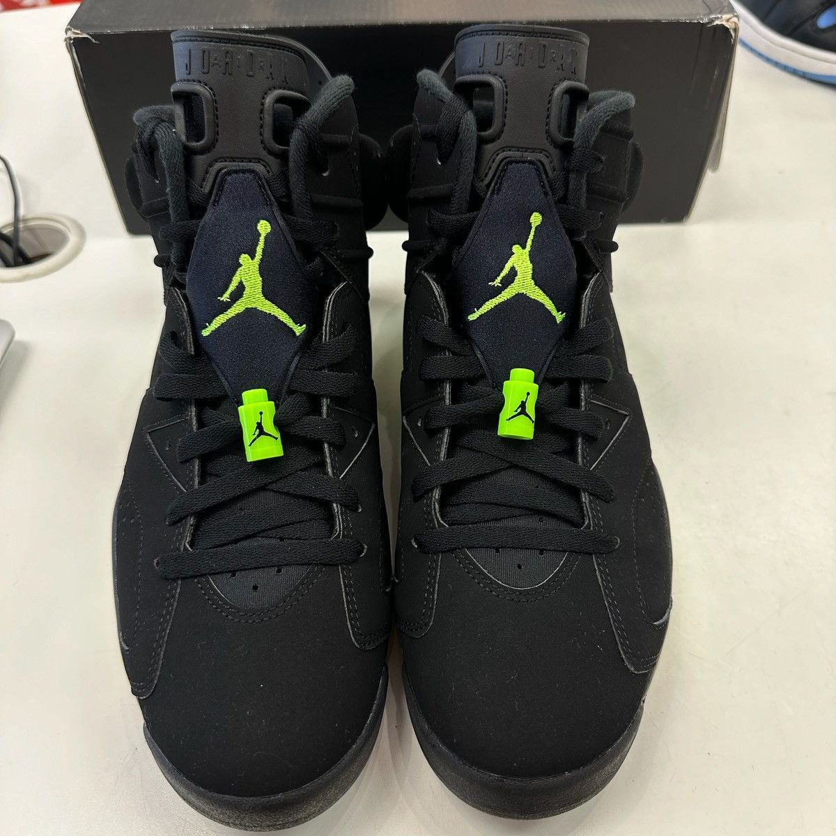 Jordan Brand Size 10.5 - Nike Air Jordan 6 Electric Green CT8529-003 OG Size US 10.5 / EU 43-44 - 4 Thumbnail