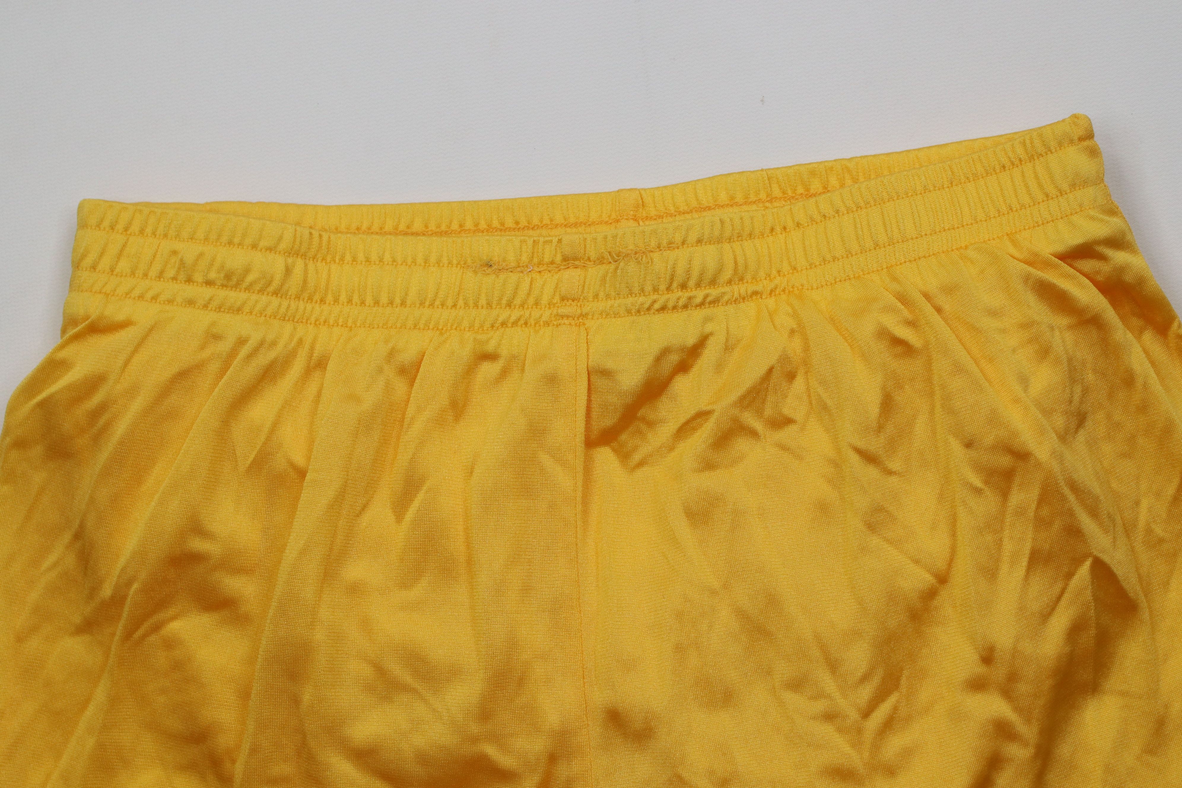 Vintage Vintage Streetwear Nylon Lined Running Short Shorts USA Size US 32 / EU 48 - 8 Thumbnail