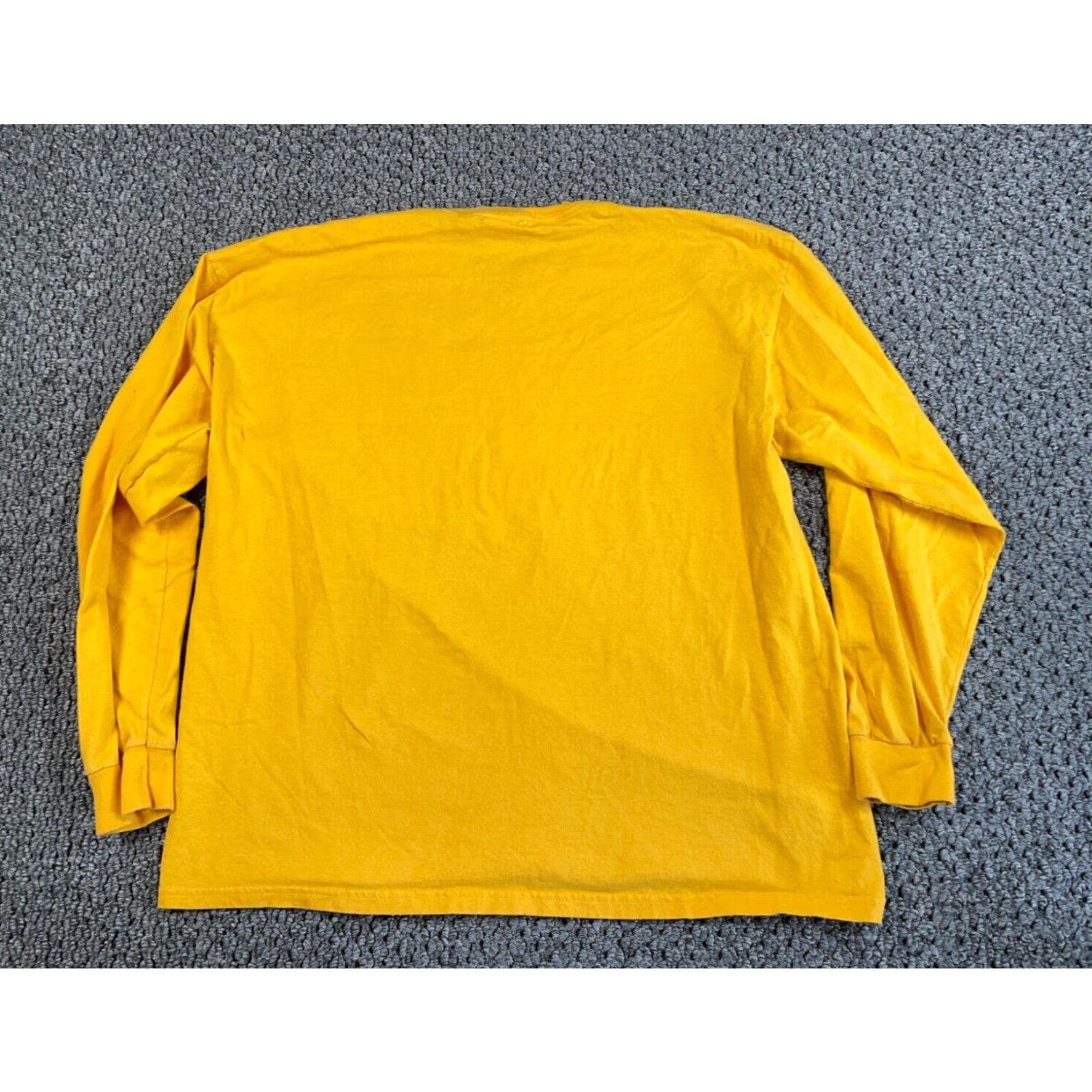 Nike VINTAGE Nike Shirt Adult XL Dark Yellow Embroidered Swoosh 90s Y2K Crew Neck Long Sleeve T-Shirt Mens XL Size US XL / EU 56 / 4 - 2 Thumbnail