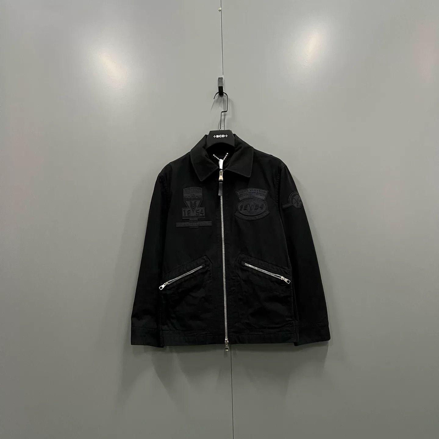 Louis Vuitton Louis Vuitton Logo Embroidered Jacket Size US M / EU 48-50 / 2 - 1 Thumbnail