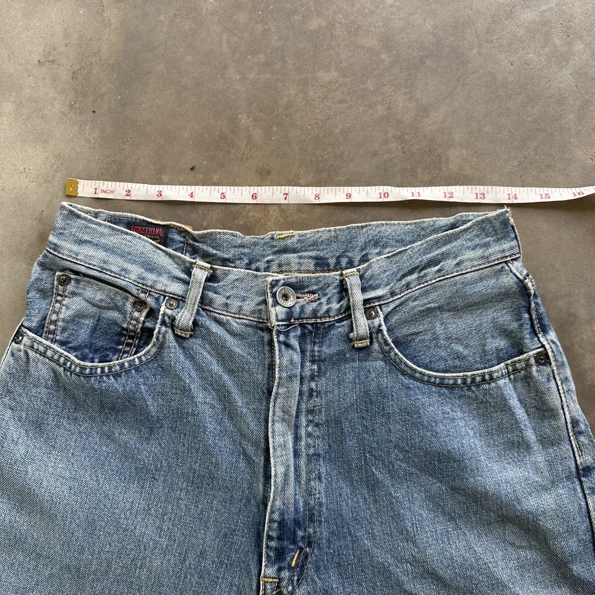 Japanese Brand Vintage Edwin Distressed Faded Denim Jean Pant W28 Size US 28 / EU 44 - 8 Thumbnail