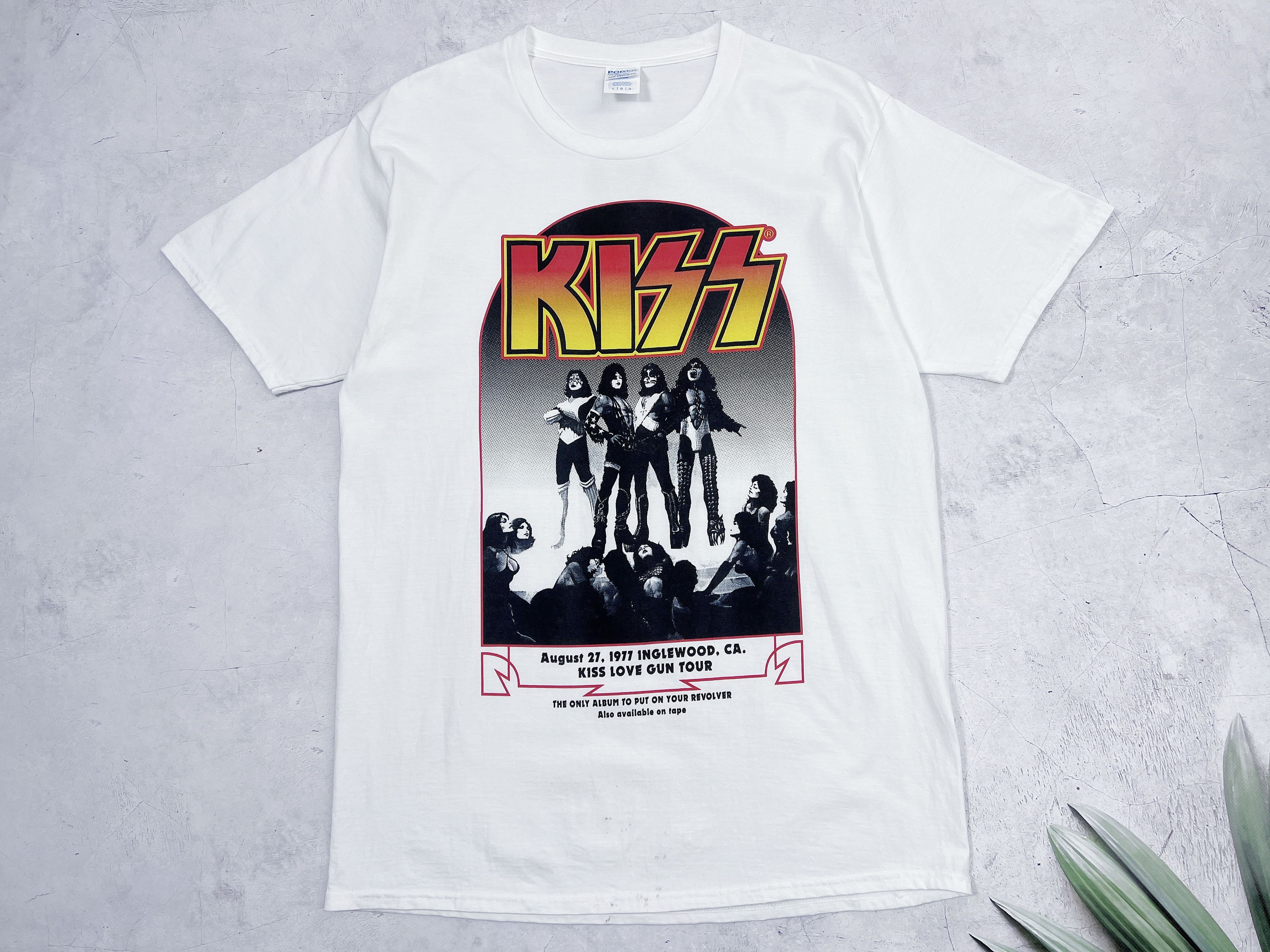 Band Tees Kiss T-Shirt Love Gun Tour by Port & Company Size US M / EU 48-50 / 2 - 5 Thumbnail