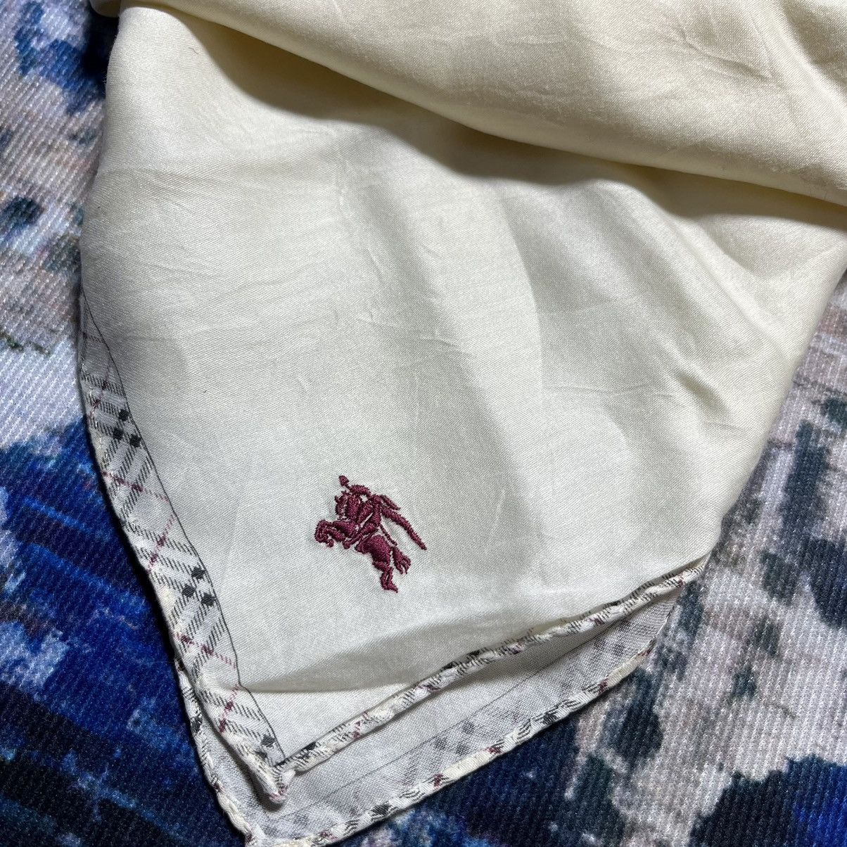 Burberry × Designer 🔥BULK BUNDLE🔥 Burberrys’s Handkerchief 3pcs !! Size ONE SIZE - 5 Thumbnail