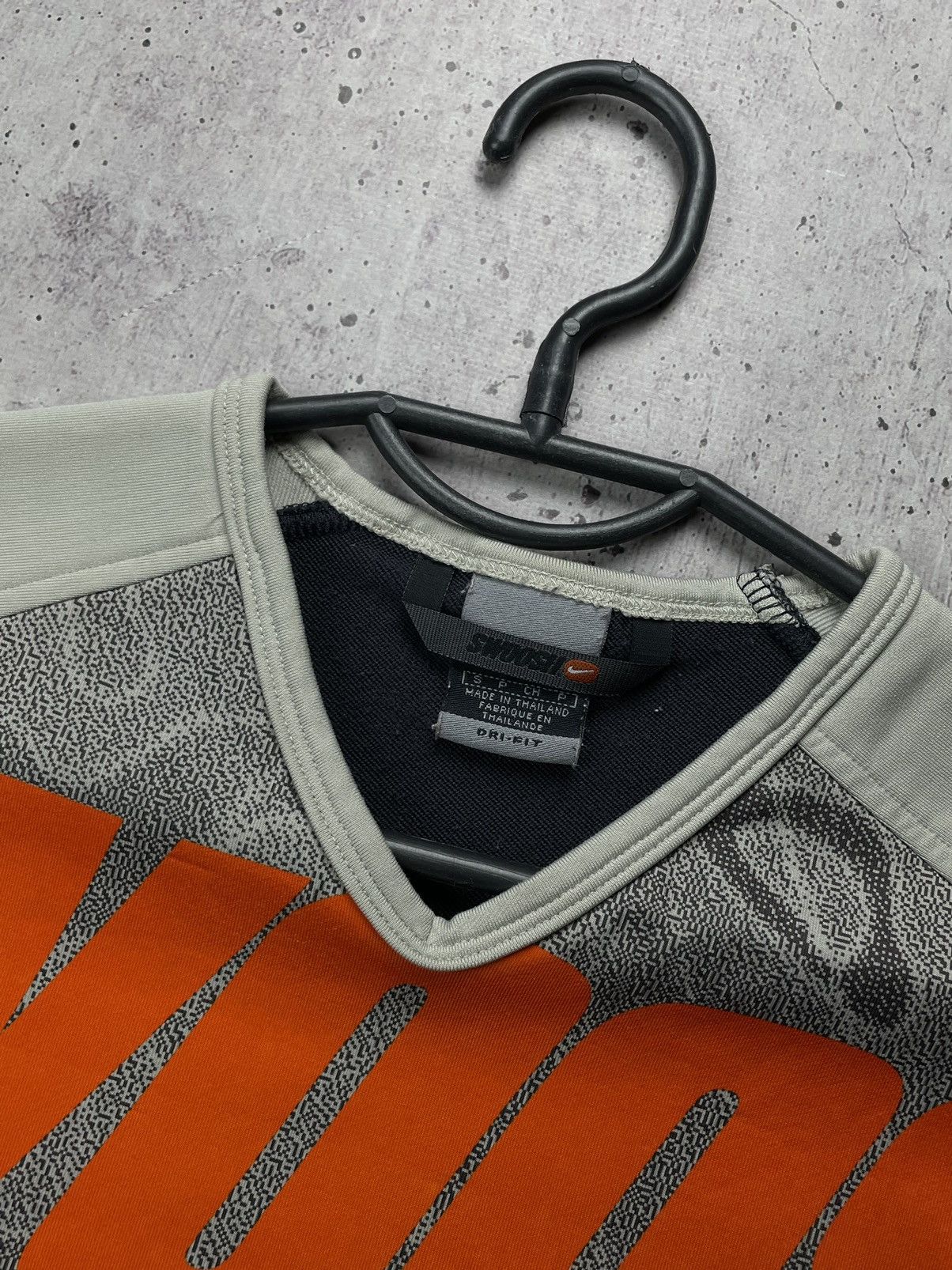 Nike × Vintage Vintage Nike Y2k Swoosh logo Tank Top Size US S / EU 44-46 / 1 - 4 Thumbnail