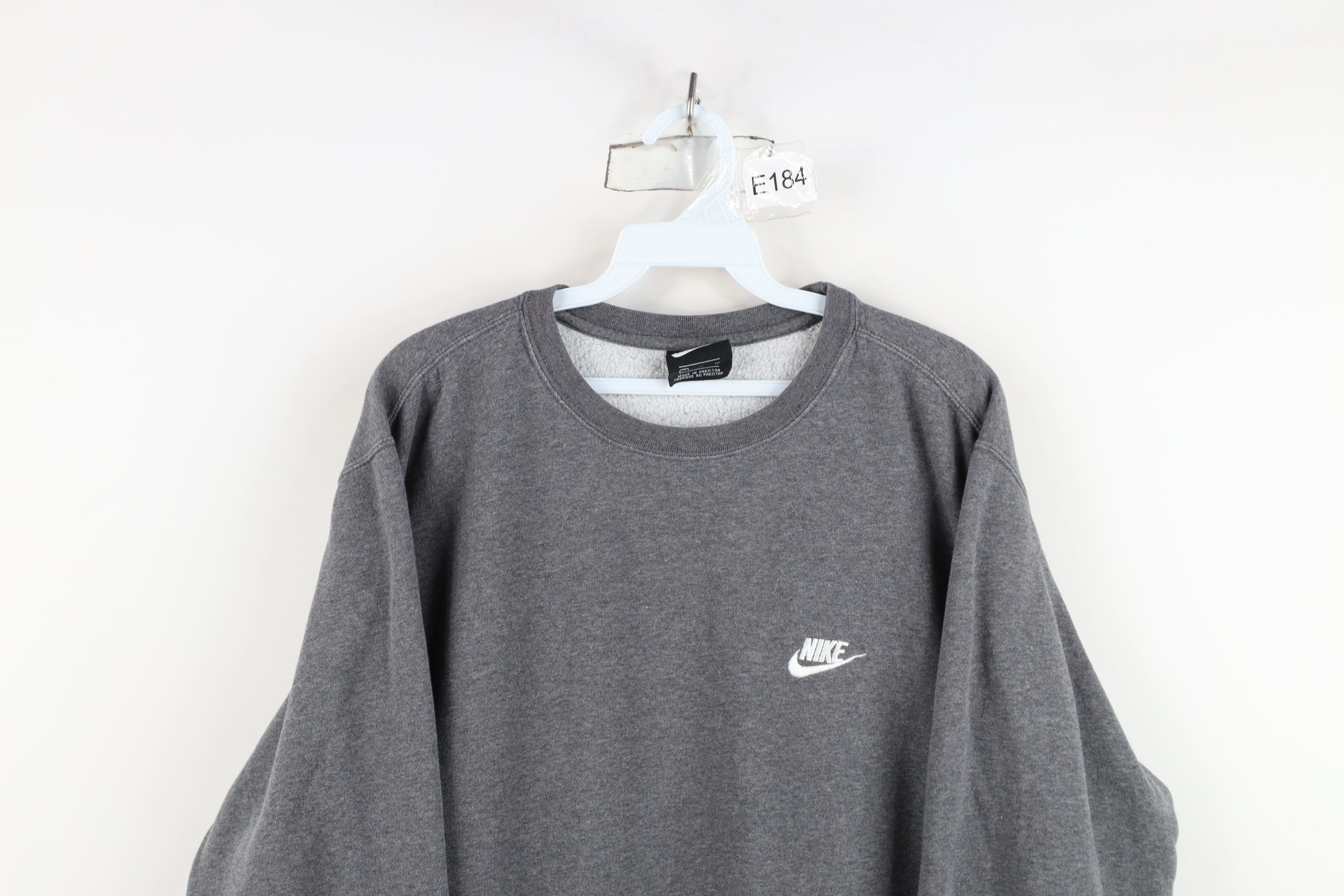 Nike Vintage Y2K Nike Swoosh Crewneck Sweatshirt Heather Gray Size US XL / EU 56 / 4 - 2 Thumbnail