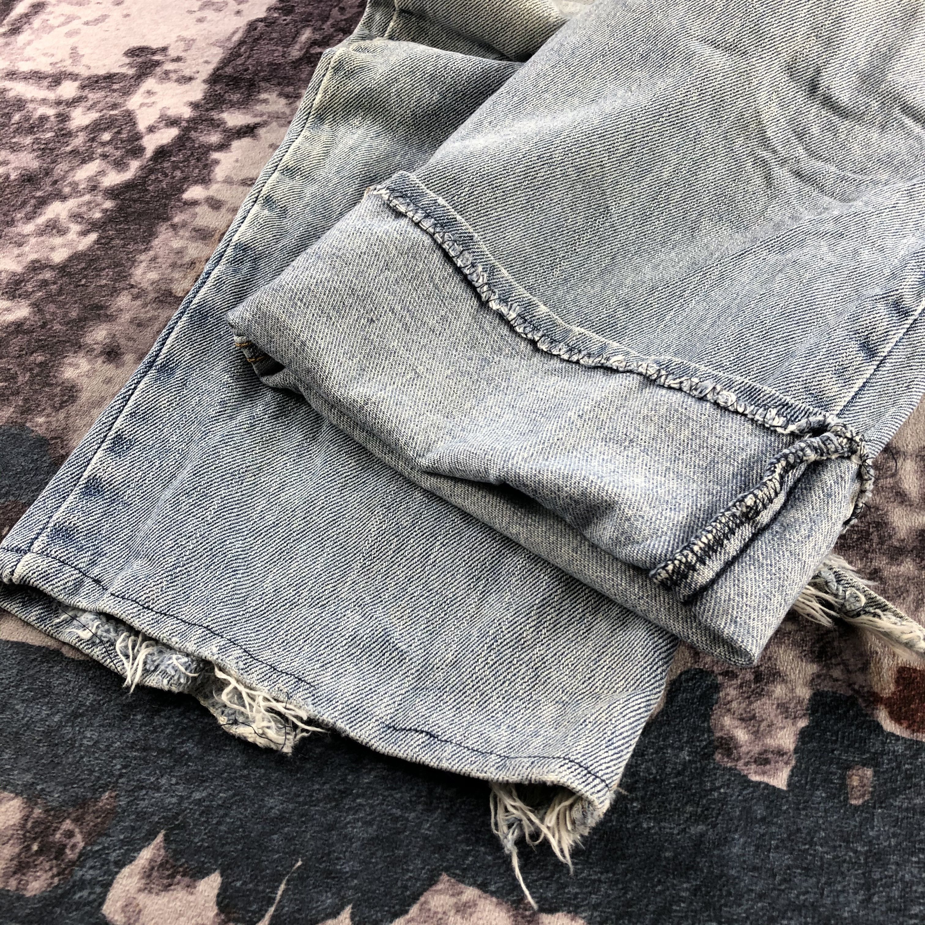 Levi's × Vintage Vintage Light Wash Levis 550 Jeans-JM3079 Size US 35 - 9 Thumbnail
