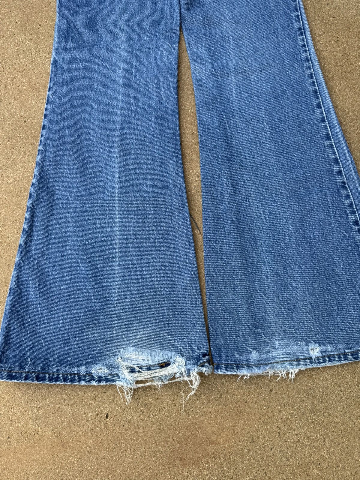 Levi's × Vintage Vtg 80’s Levi’s 684 Orange Tab Bellbottom Flare Jeans 29x33 Size US 29 - 8 Thumbnail