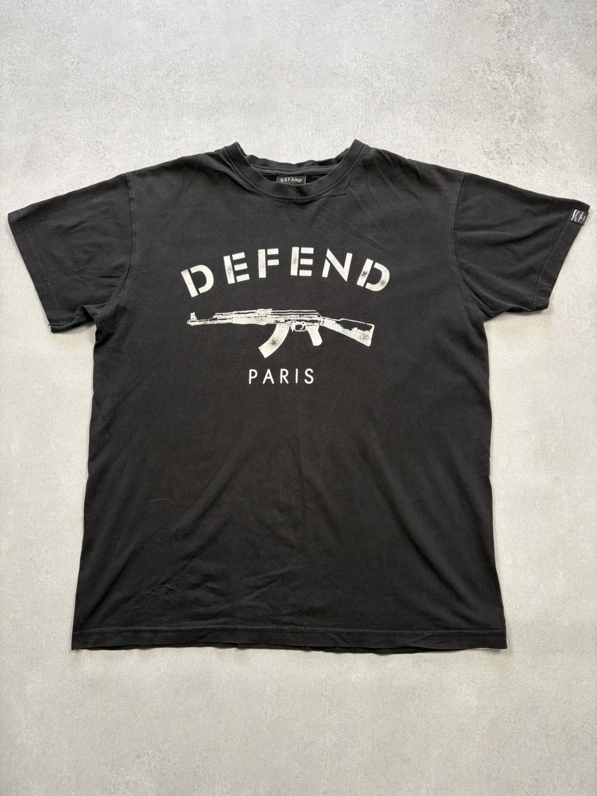 DEFEND PARIS Defend Paris T-shirt Size US M / EU 48-50 / 2 - 1 Thumbnail