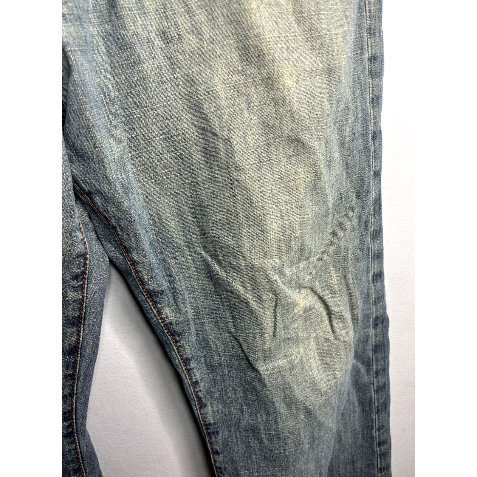 Hugo Boss HUGO BOSS Jeans Mens 36x28 Blue Medium Wash Distressed Straight Denim Pocket Pockets Belt Loops Zip Fly Jeans Mens Boys Size US 36 / EU 52 - 4 Thumbnail