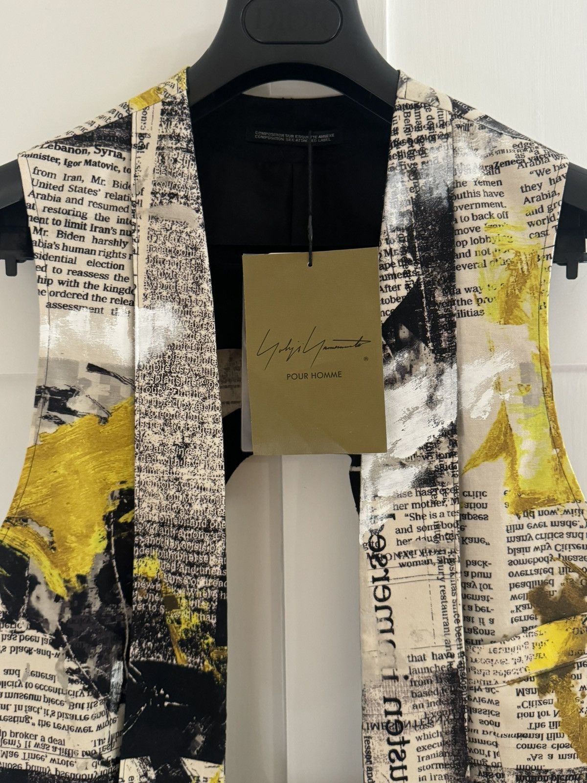 Yohji Yamamoto Yohji Yamamoto Pour Homme SS22 Newspaper-Print Vest Size 46R - 3 Thumbnail