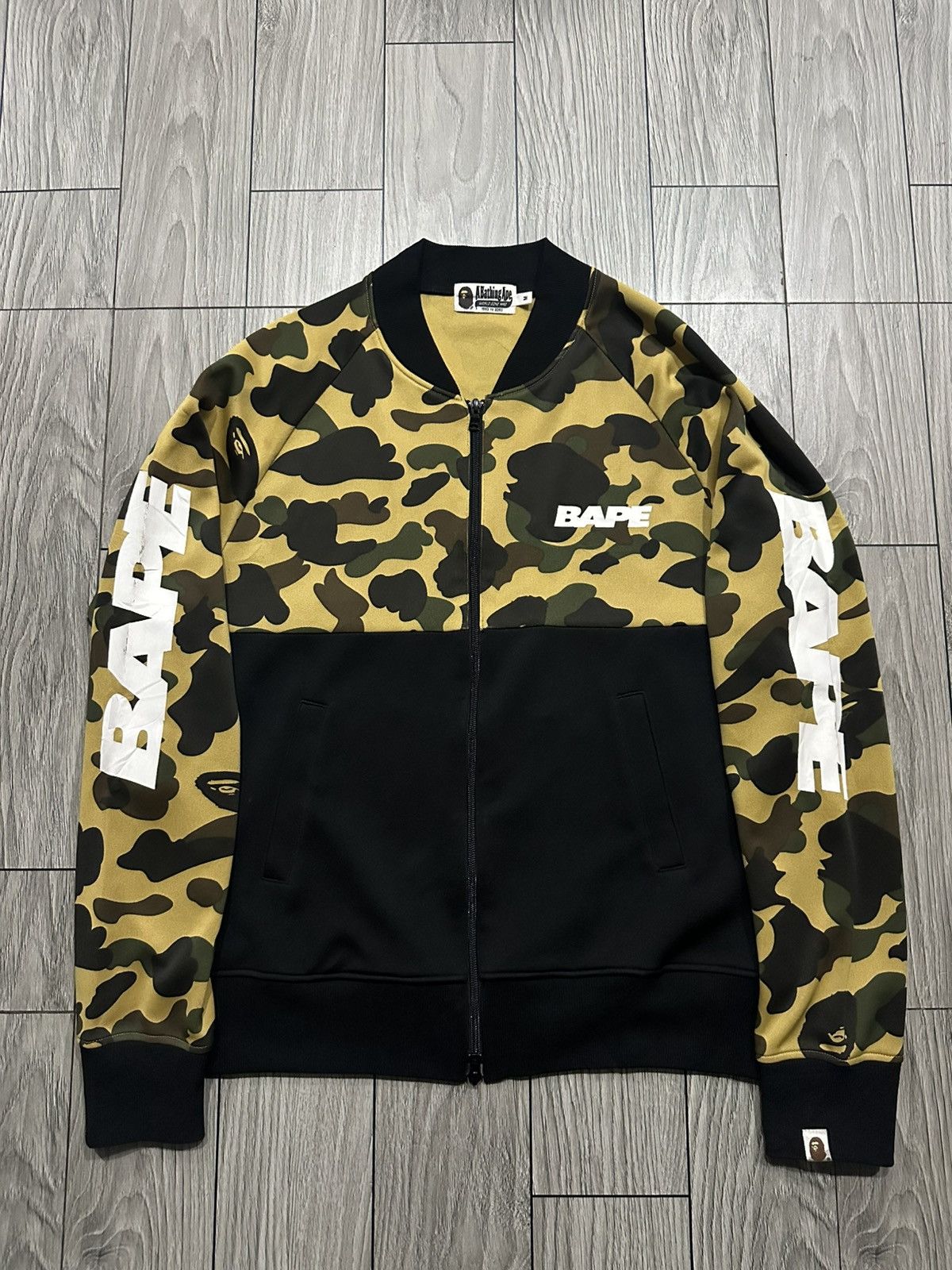 Bape BAPE TRACKTOP CAMO Size US M / EU 48-50 / 2 - 2 Thumbnail