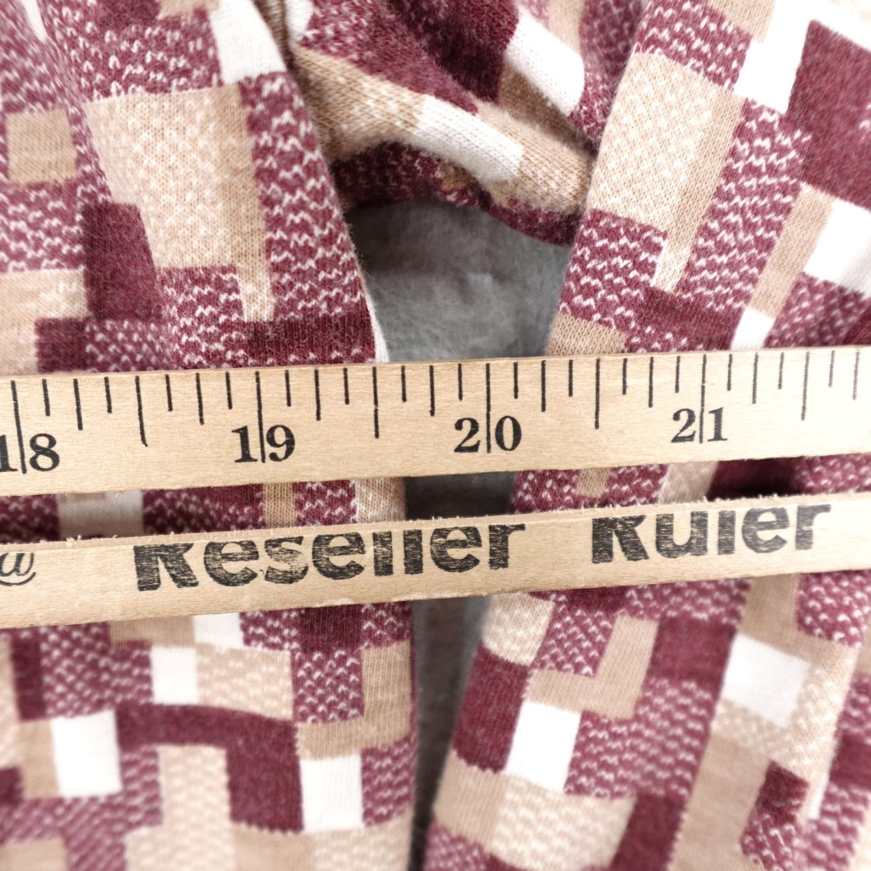 Vintage VINTAGE Manhattan ManKnit Shirt/Geometric Pattern/70s Burgundy Flannel Button-Up Shirt M Men Medium Red, 70s Theme, Collared, Long Sleeve Size US M / EU 48-50 / 2 - 6 Thumbnail