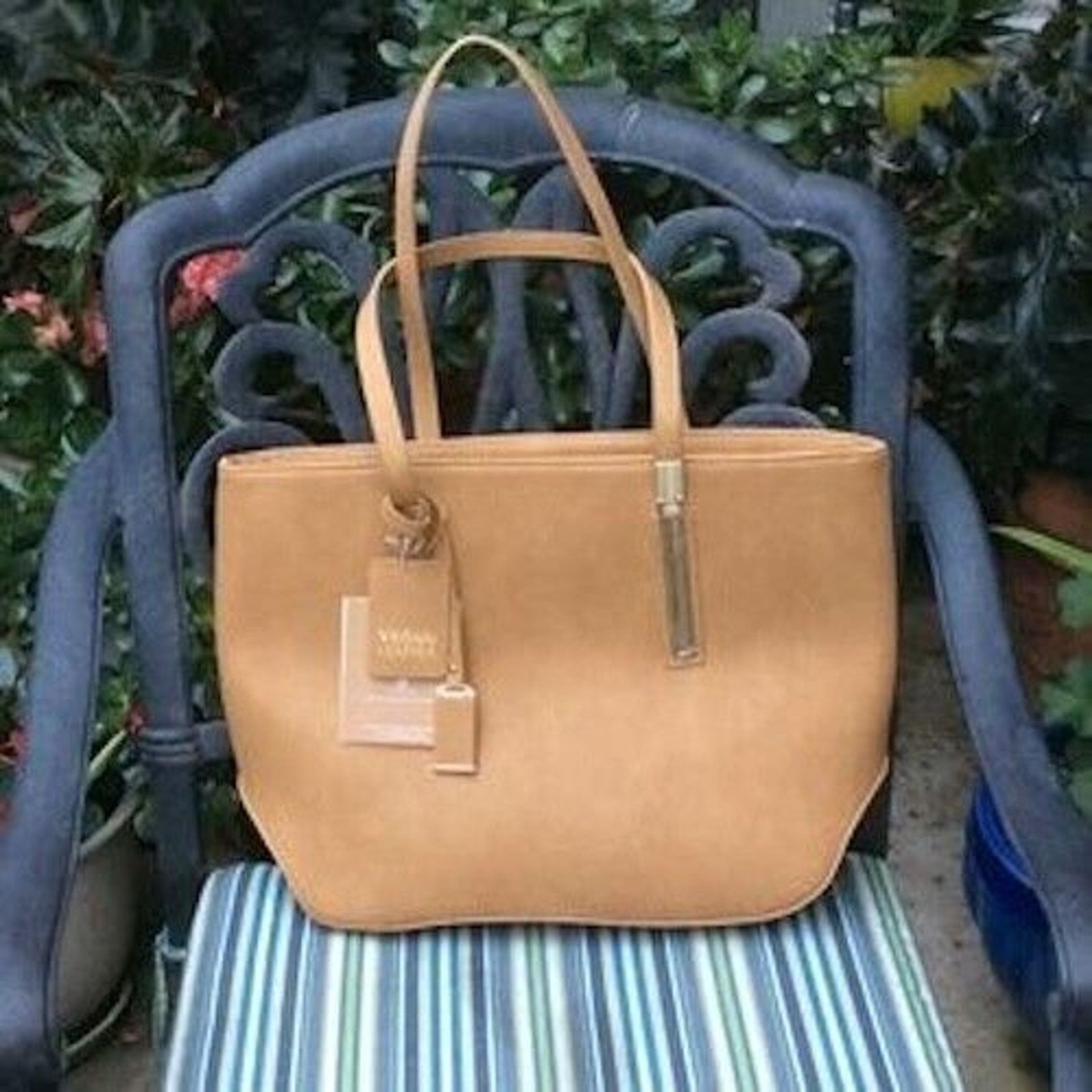 Other Miztique Vegan Leather WomensTan Tote NWT Size ONE SIZE - 2 Thumbnail