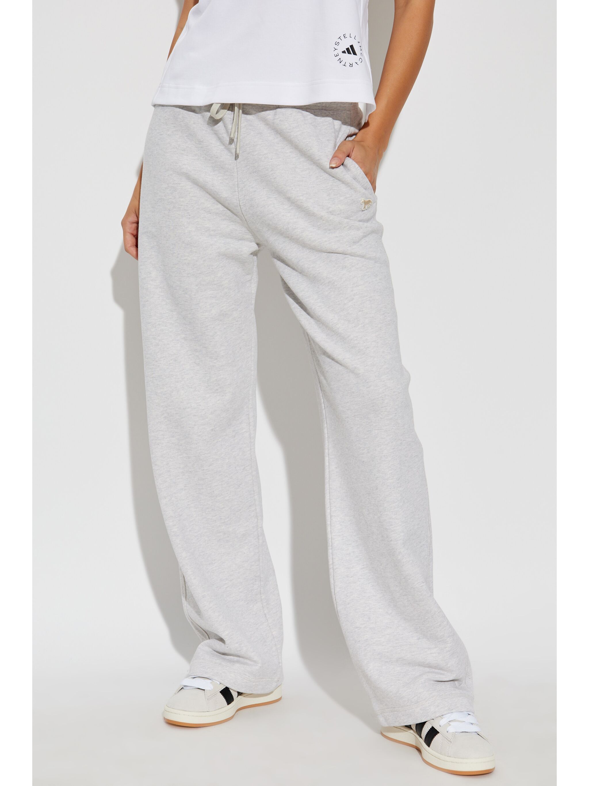 Maison Kitsune o1s22i1n1124 Baby Fox Wide-Leg jogger in Grey Size 30" / US 8 / IT 44 - 3 Thumbnail