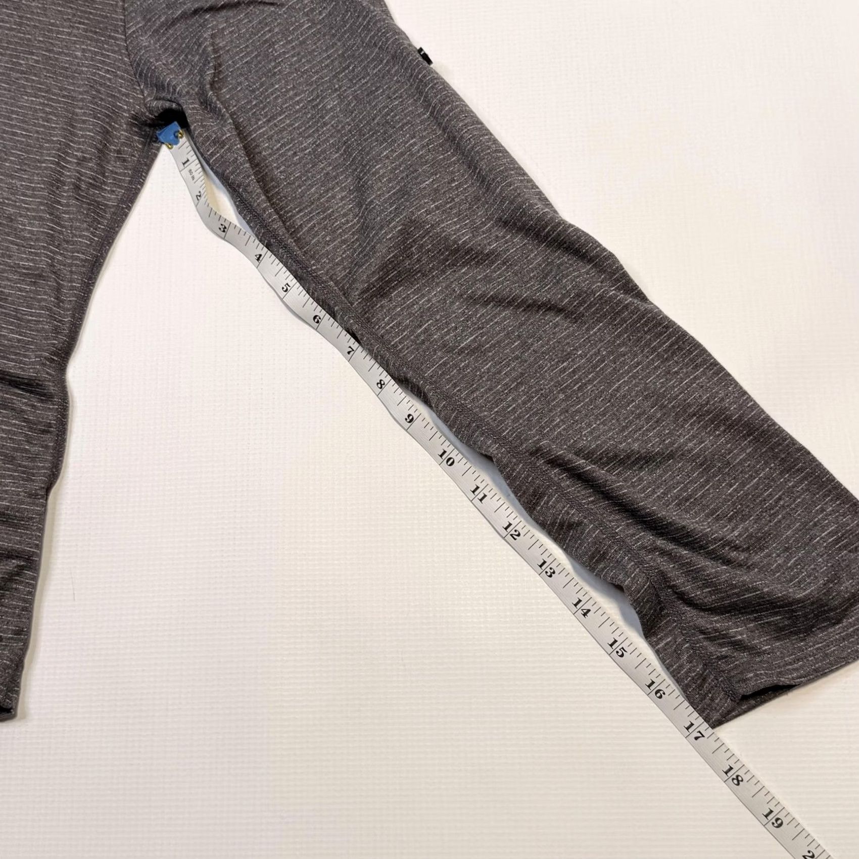 Marmot Marmot Womens Hoodie Shirt L Gray Lightweight Henley Hooded Pullover Top Regular Sweatshirt Activewear Winter Spring Fall Hiking Mens Womens Children Size L / US 10 / IT 46 - 6 Thumbnail
