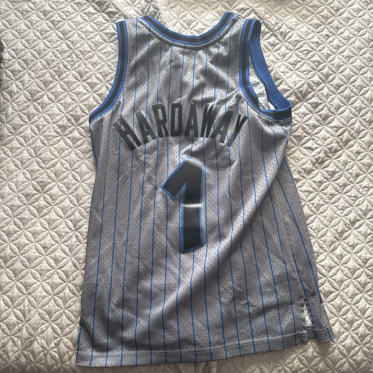 Mitchell & Ness Penny Hardaway Mitchell and Ness 1994-1995 Jersey Good Cond Size US S / EU 44-46 / 1 - 2 Thumbnail