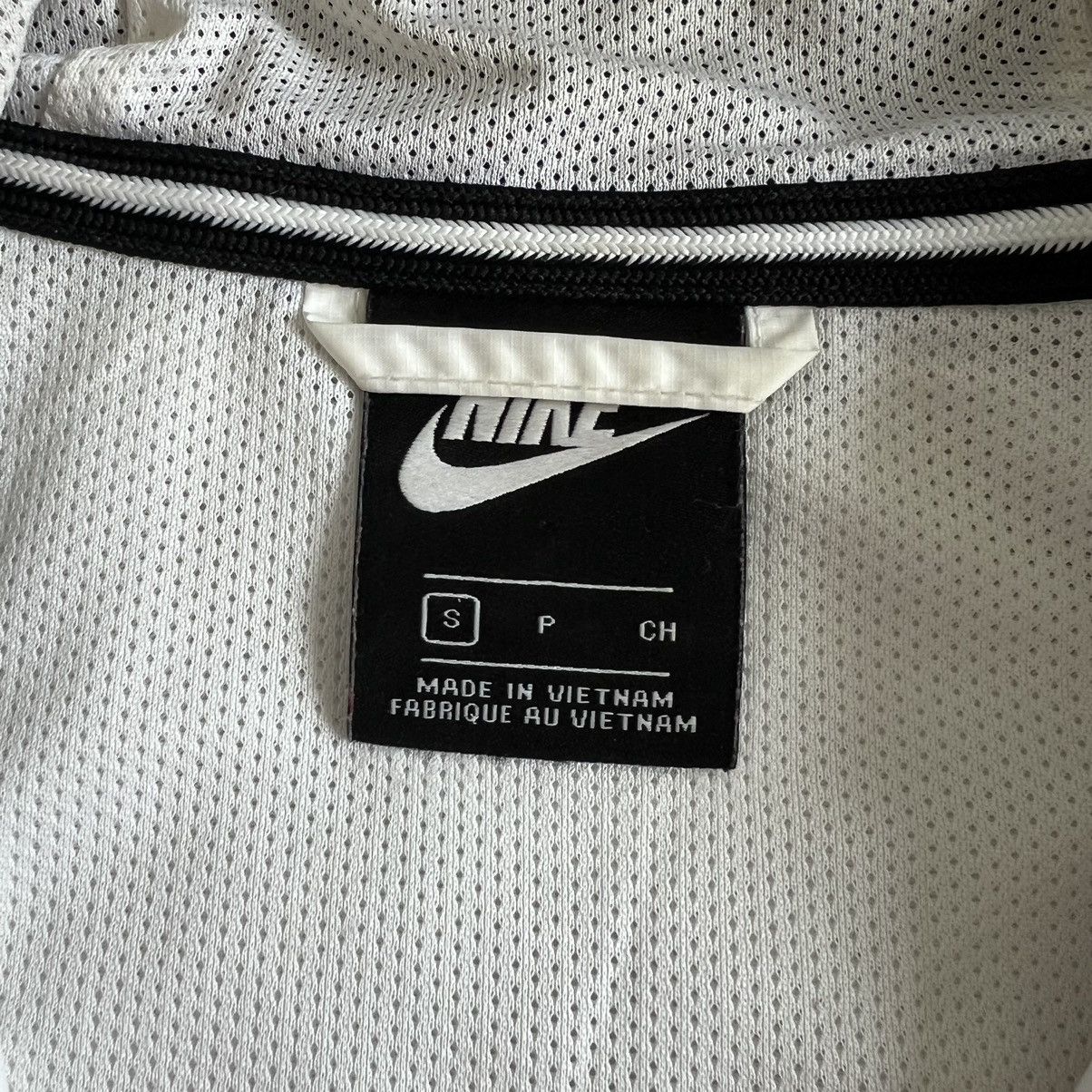 Nike Nike PSG Paris Saint Germaine Blue Windrunner Hoodie Jacket Size US S / EU 44-46 / 1 - 6 Thumbnail