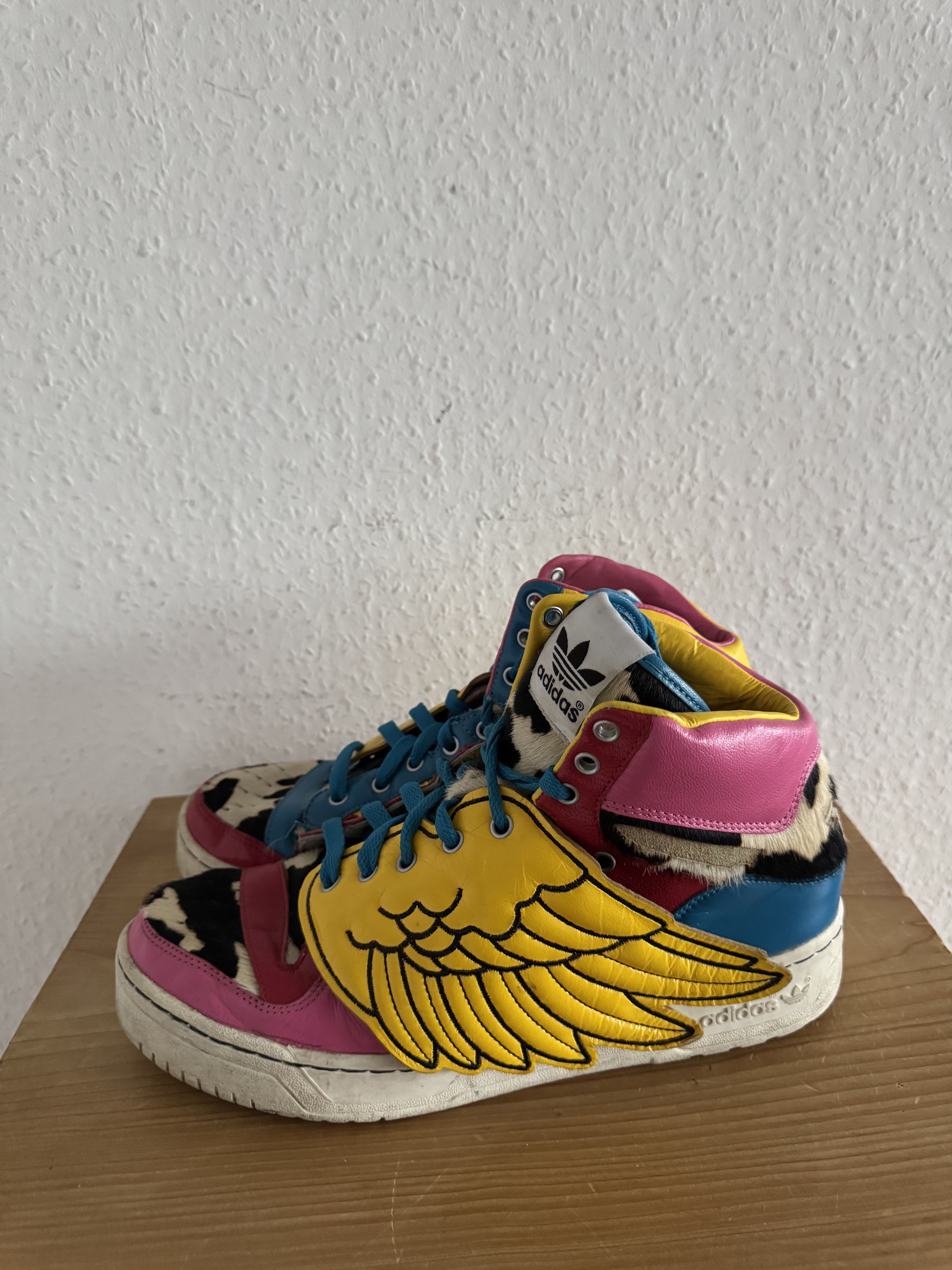 Adidas × Jeremy Scott 2NE1 Wings High Top Sneakers Size US 9.5 / EU 42-43 - 4 Thumbnail