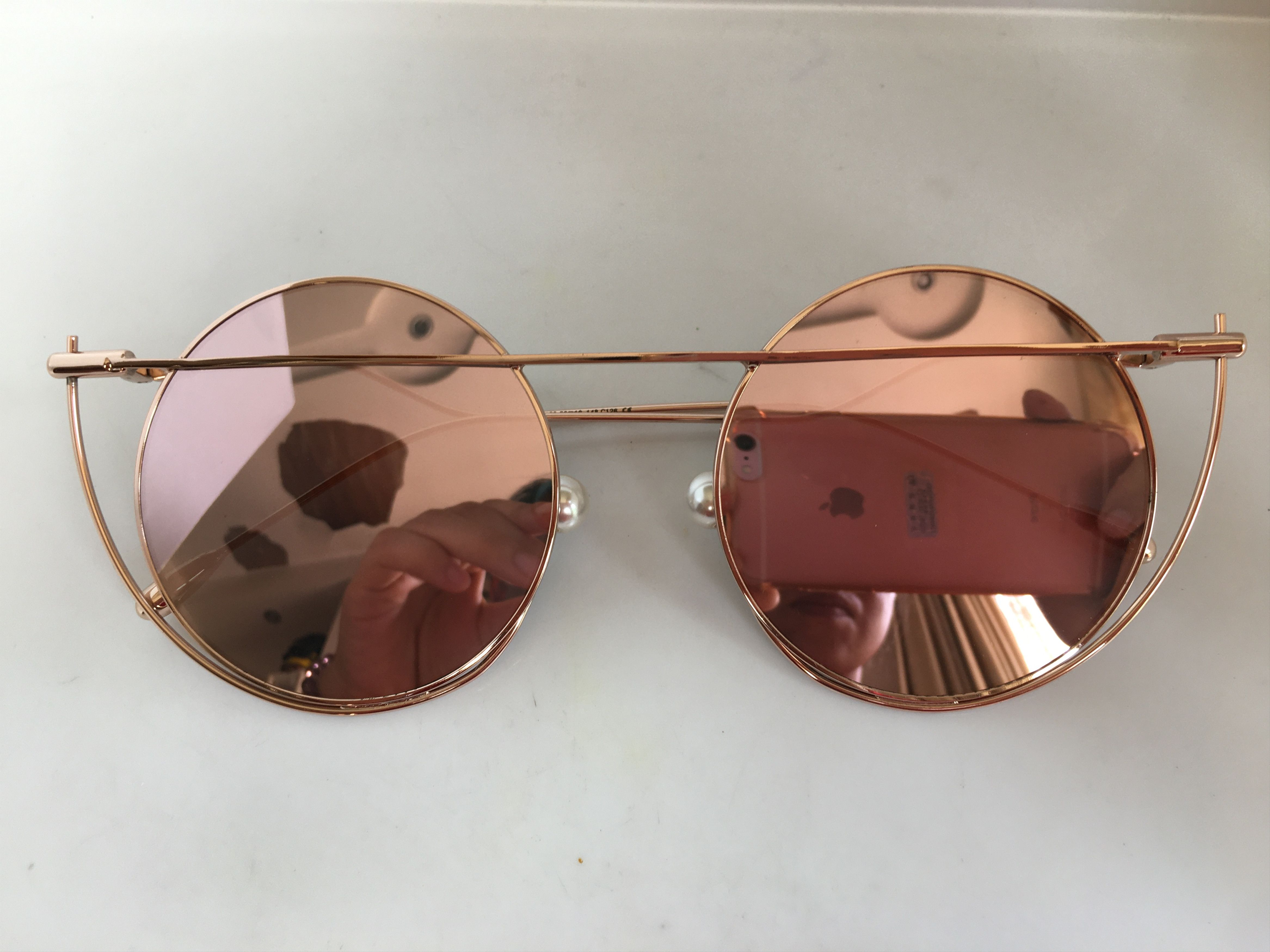 Other Mod Diva Gold Round Sunglasses Frame PIN UP GIRL Size ONE SIZE - 5 Thumbnail