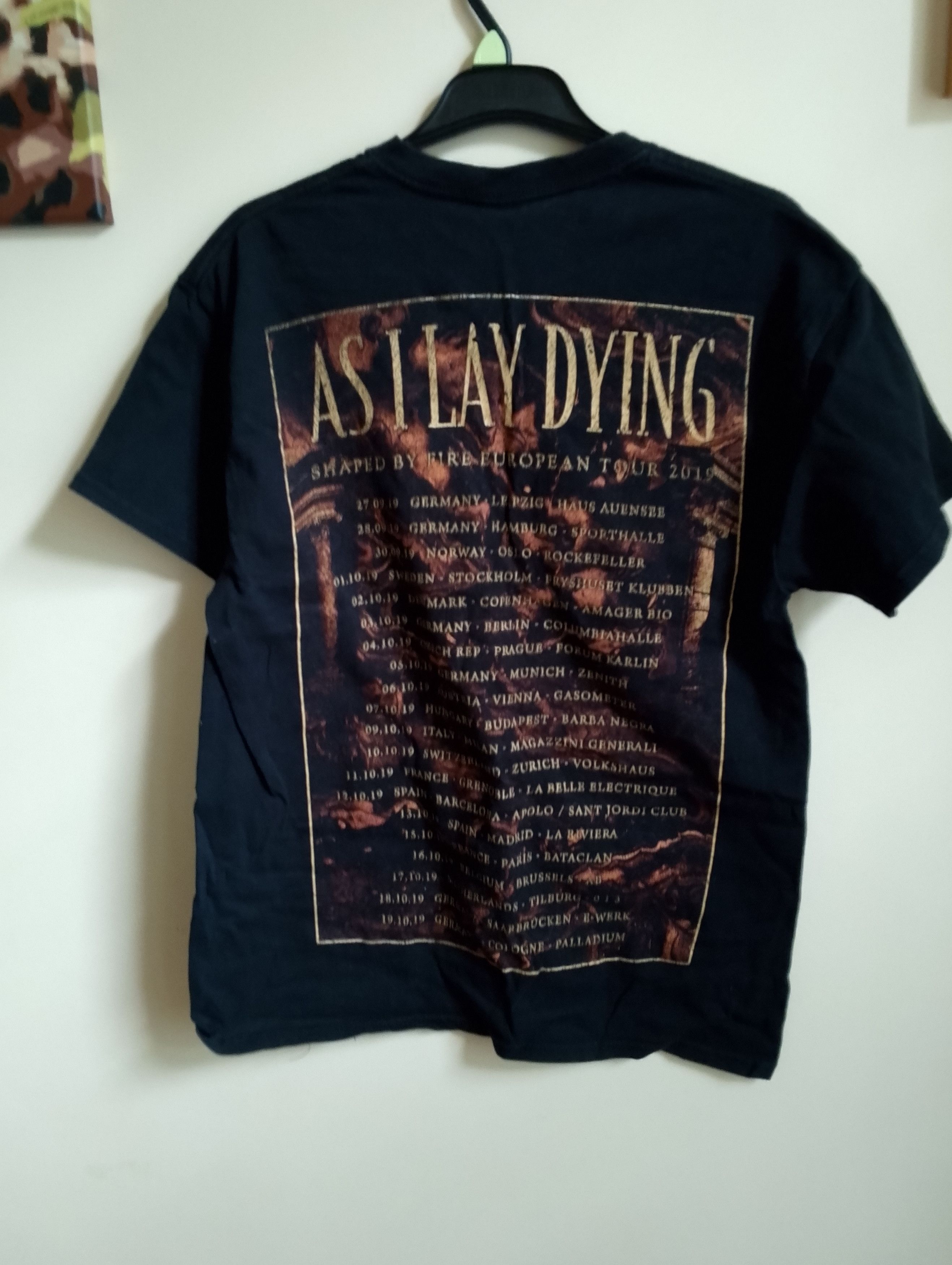 Band Tees as i lay dying tour merch 2019 shaped by fire Size US M / EU 48-50 / 2 - 2 Thumbnail
