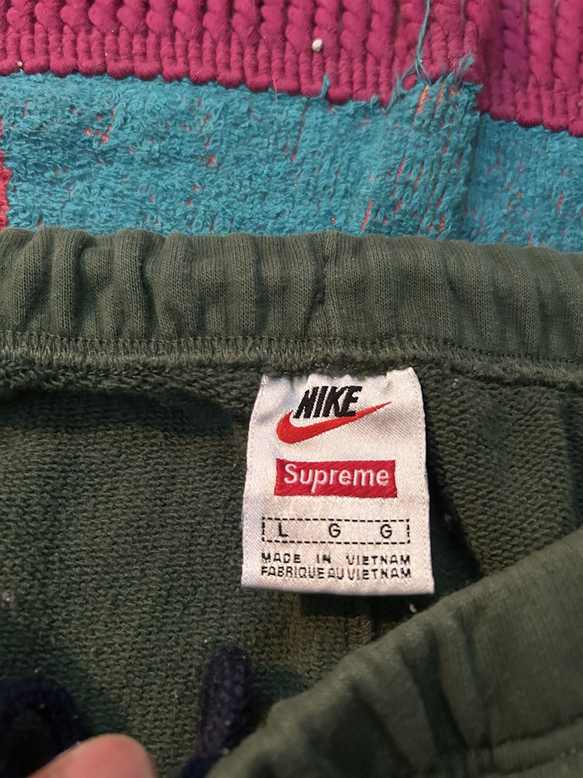 Supreme Supreme SS19 Stripe Sweatpants Size US 34 / EU 50 - 5 Thumbnail