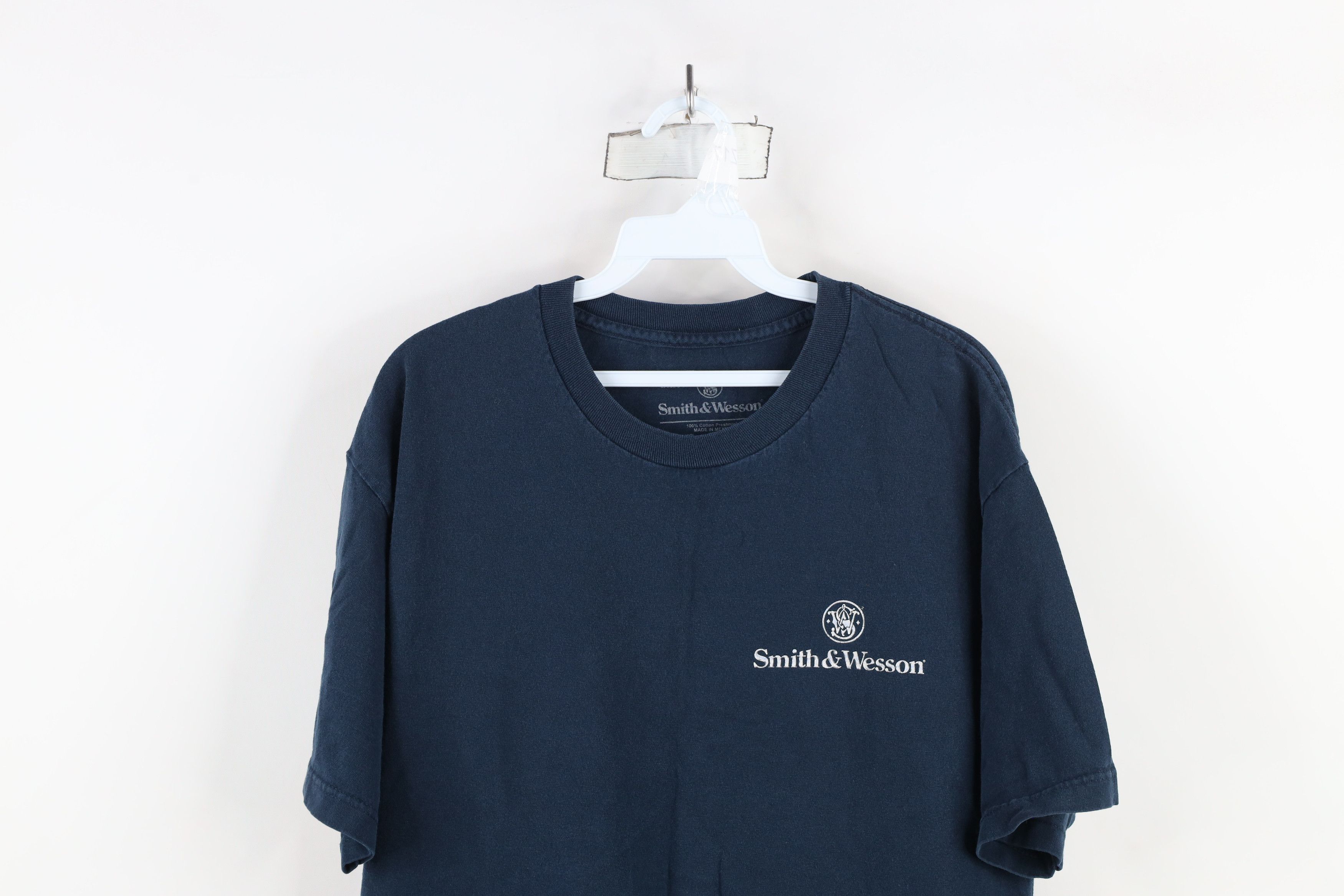 Vintage Vintage Y2K Smith & Wesson Spell Short Sleeve T-Shirt Blue Size US L / EU 52-54 / 3 - 2 Thumbnail