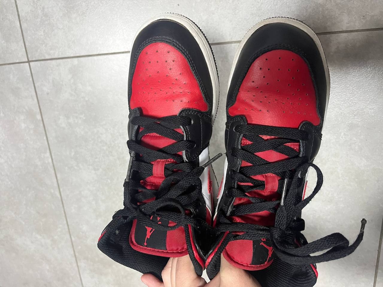 Jordan Brand Nike Air Jordan 1 Mid Size US 5.5 / EU 38 - 4 Thumbnail
