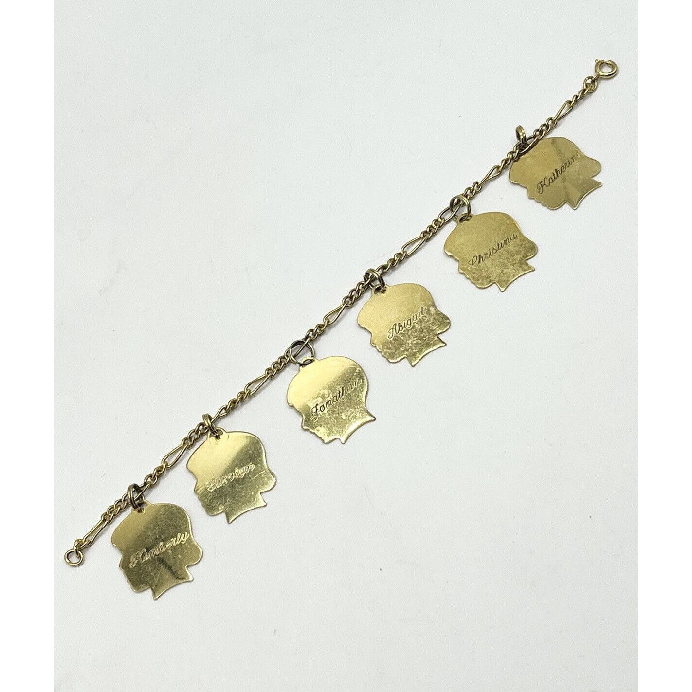 Vintage Vintage Family Children Names Gold Tone Charm Bracelet Size ONE SIZE - 5 Thumbnail