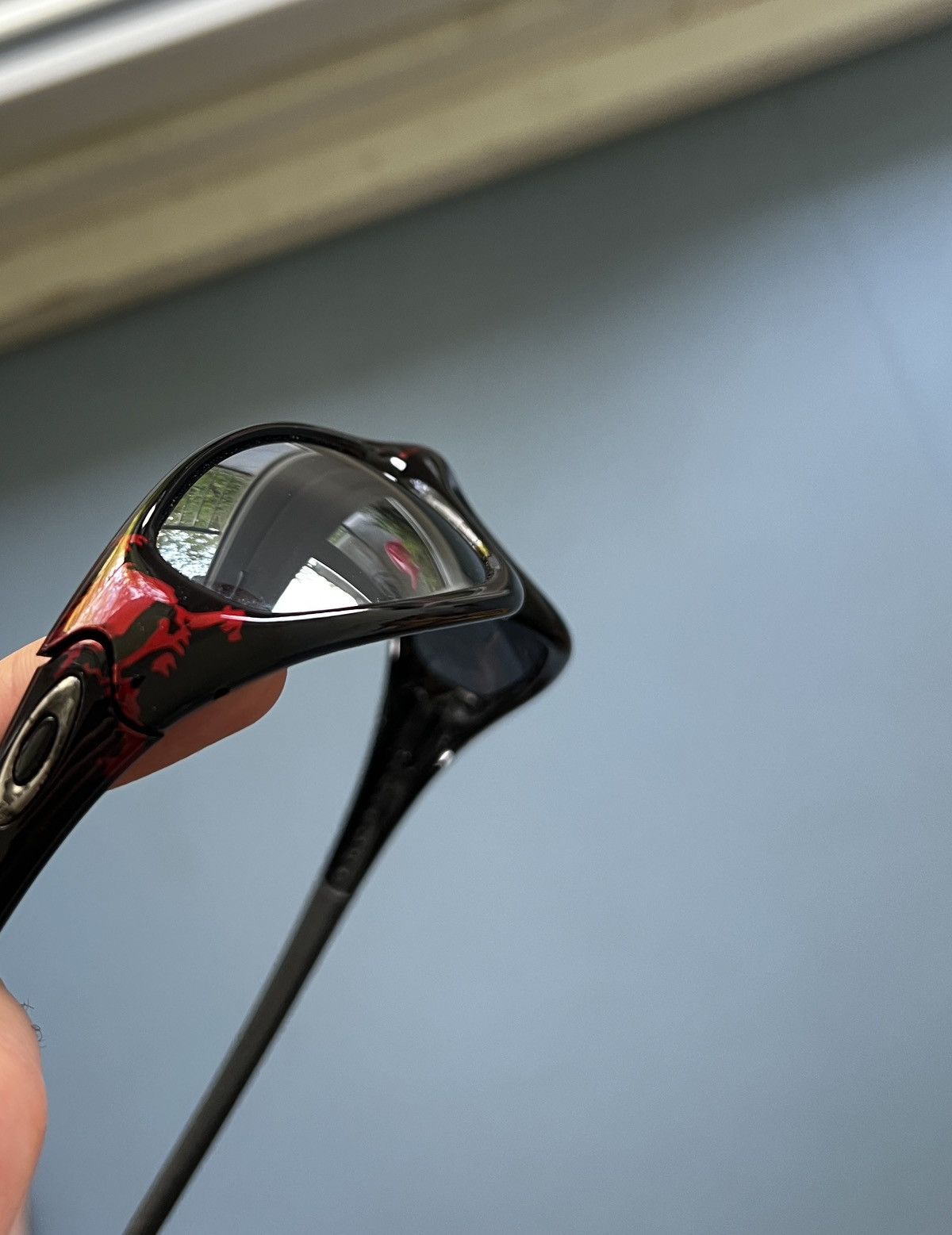 Oakley straight jacket blood skull 1999