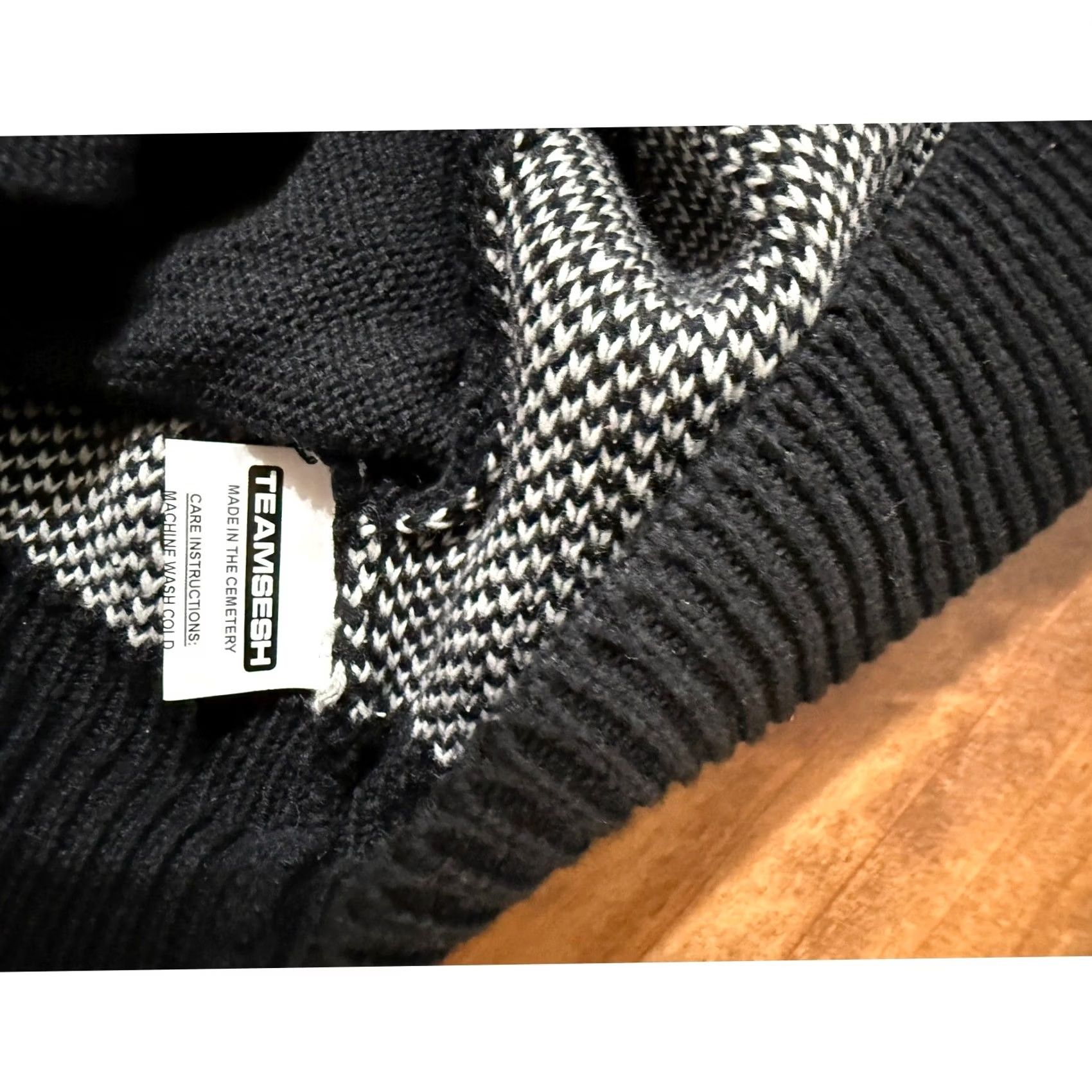 Bones VINTAGE Team Sesh Shirt Mens XS Crew Neck Pullover Acrylic Knit Black Skeleton Pattern Short Sleeves Long Sleeve Casual Winter Fall Spring Size US XS / EU 42 / 0 - 4 Thumbnail