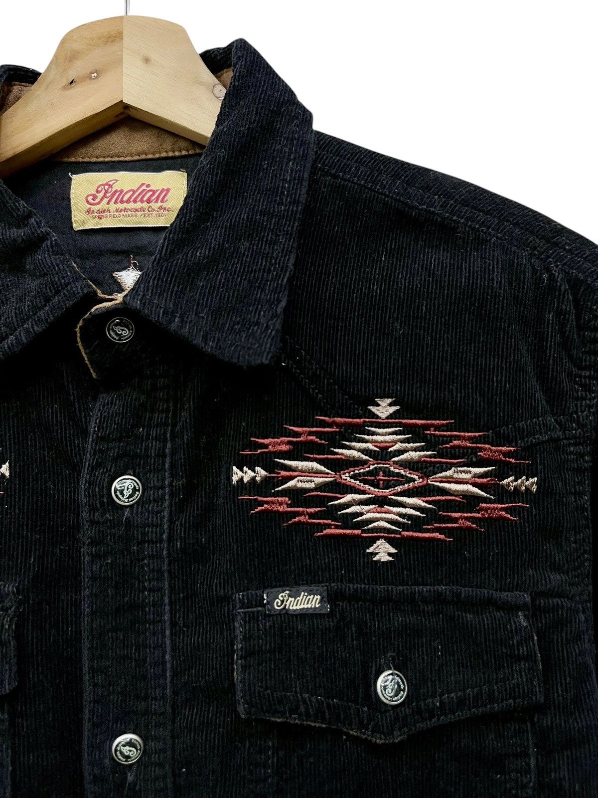 Indian Motorcycle Indian Motorcycle Ortega Native Embroidered Corduroy Archive Size US S / EU 44-46 / 1 - 5 Thumbnail