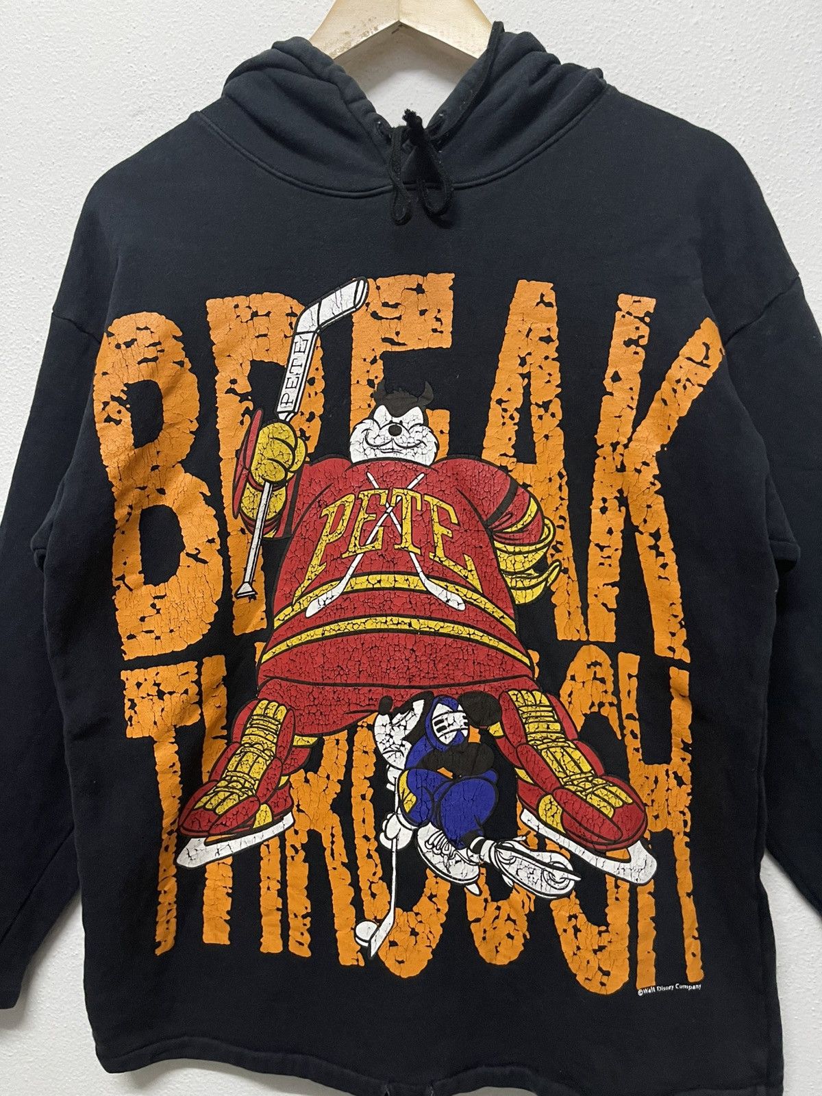 Disney 90s PETE VS MICKEY RARE BIG PRINT HOODIE Size US M / EU 48-50 / 2 - 5 Thumbnail