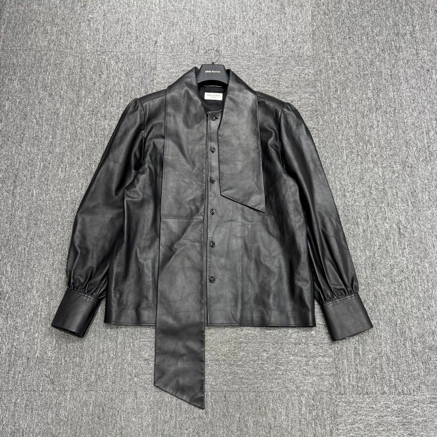 The Row stylish black leather bow jacket Size US XL / EU 56 / 4 - 1 Thumbnail
