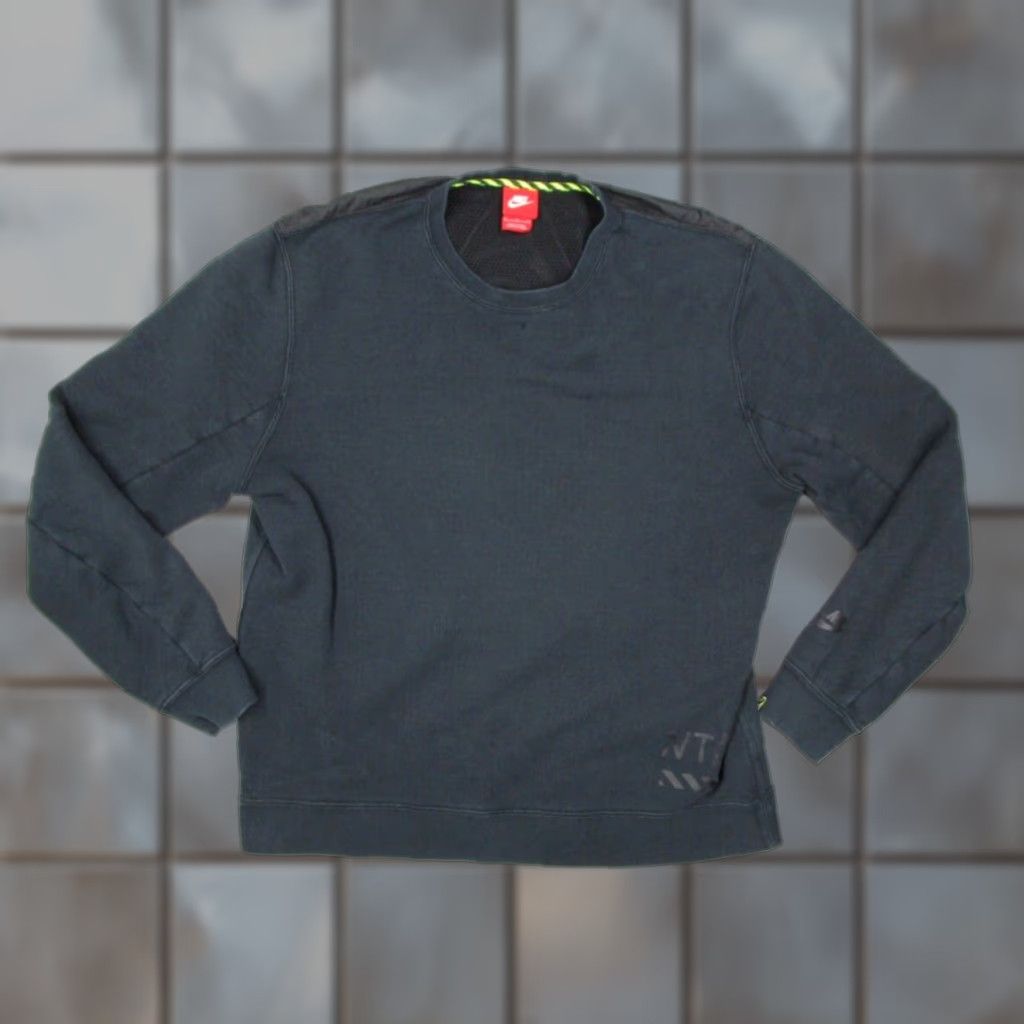 Nike Nike Track Field Crew Neck Sweatshirt Mens Extra Large Black Size US XL / EU 56 / 4 - 1 Thumbnail