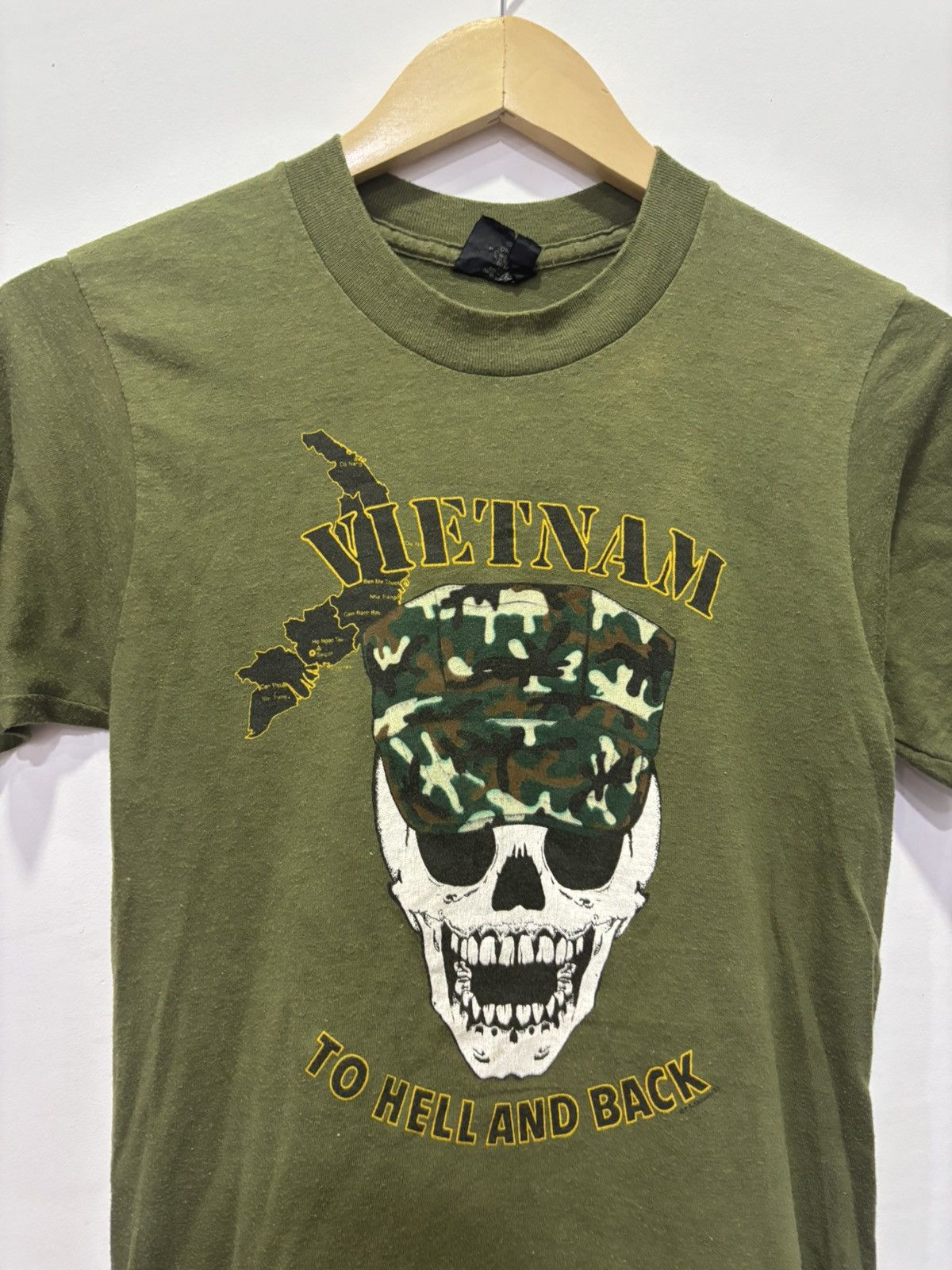 Vintage Vintage Vietnam To Hell And Back Tshirt Size US S / EU 44-46 / 1 - 2 Thumbnail