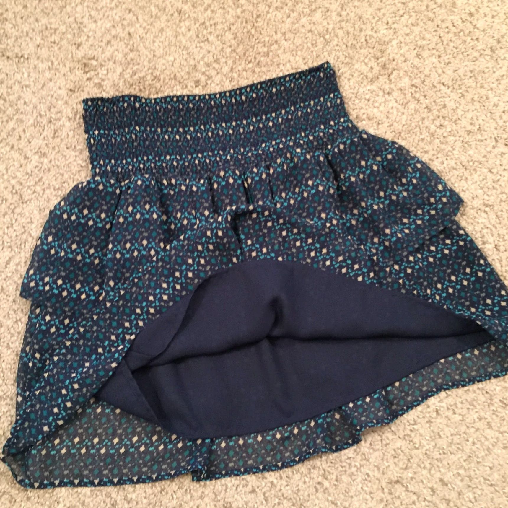 Old Navy Old Navy Skirt Short Women S Blue Lightweight Geometric Pullover Casual Flare Pattern Polyester Size 28" / US 6 / IT 42 - 7 Thumbnail