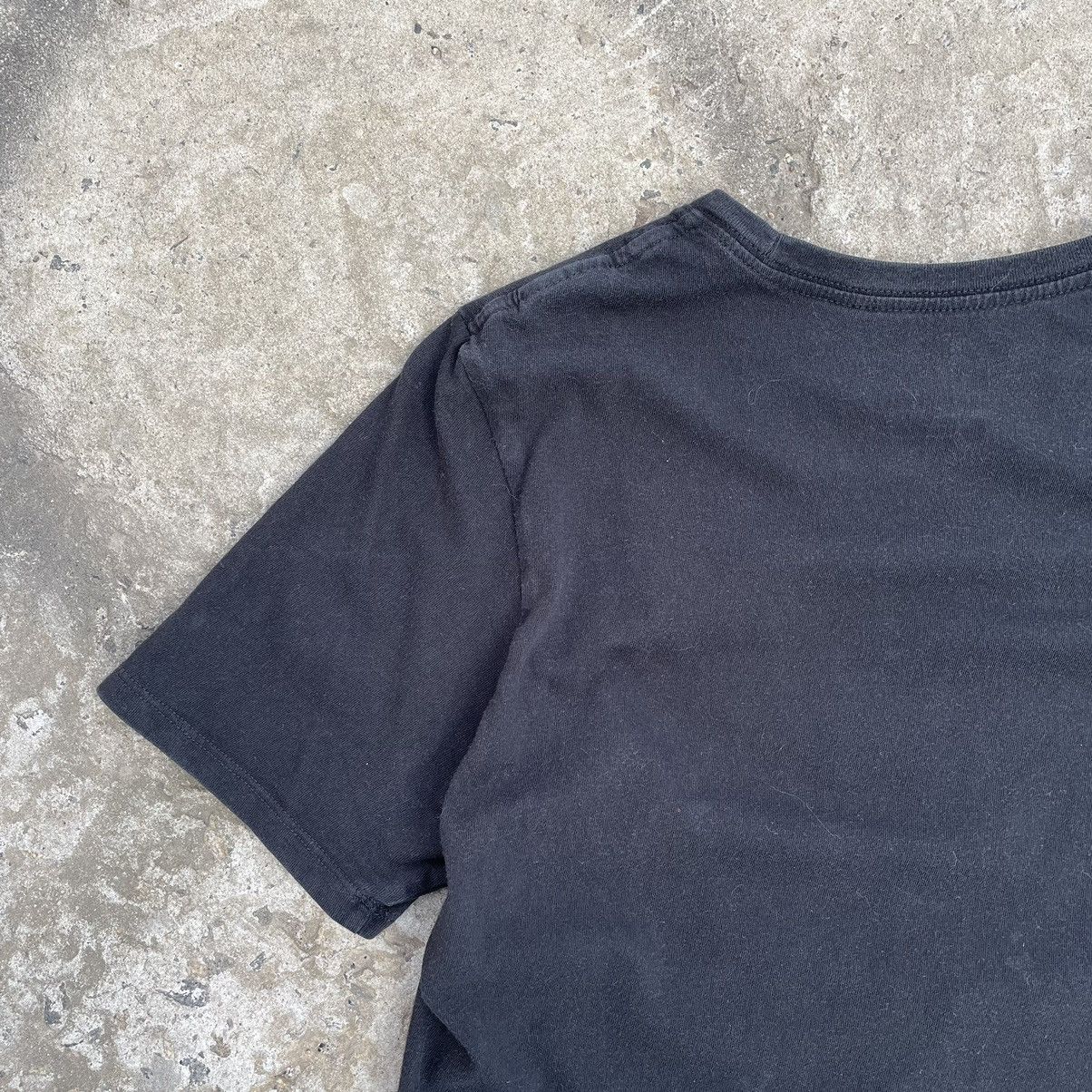Vintage Vintage T-shirts Nike Air Sickness Big Logo Y2K 00s Size US S / EU 44-46 / 1 - 12 Thumbnail
