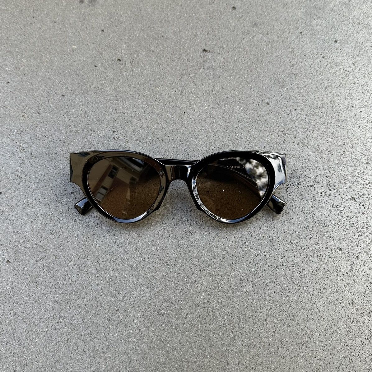 Other SUNGLASSES BRAND NEW CLASSIC RETRO VINTAGE LE97187-02 Size ONE SIZE - 1 Thumbnail