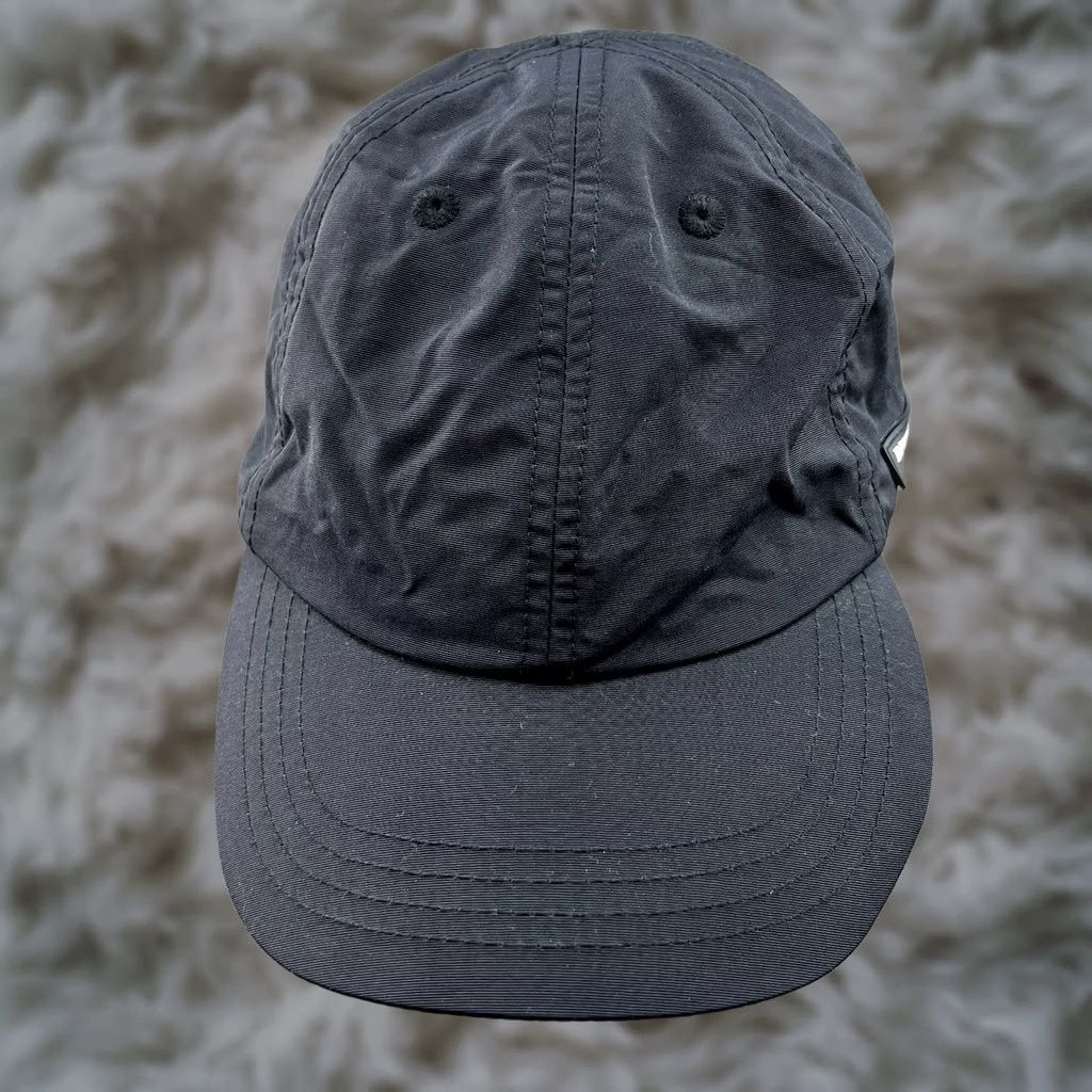 Emporio Armani VINTAGE? No. Size ONE SIZE - 1 Thumbnail
