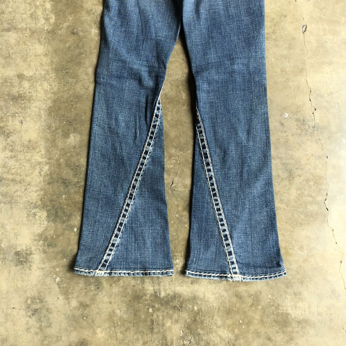 True Religion Vintage True Religion USA Bootcut Flared Denim Jeans Blue Size US 28 / EU 44 - 6 Thumbnail