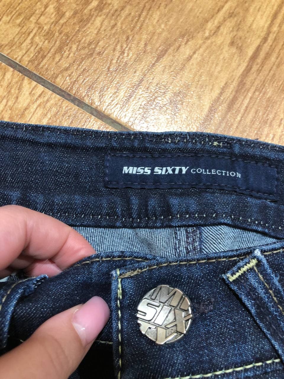 Miss Sixty MISS SIXTY Vintage Wash Jeans Regular Fit streetwear Size 23" - 2 Thumbnail