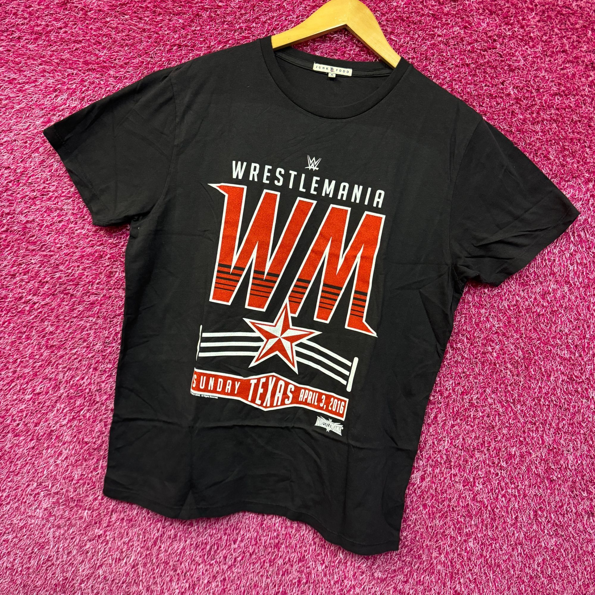 WWE Wrestlemania 2016 Texas Oversized WWE Womens Tee M Size US M / EU 48-50 / 2 - 3 Thumbnail